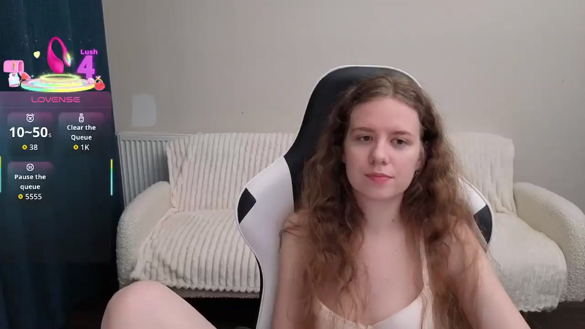 Gallery image thumbnail from BlueFlowerr's myfreecams stream on, 08/15/2025, 20:04 image 11 of 20