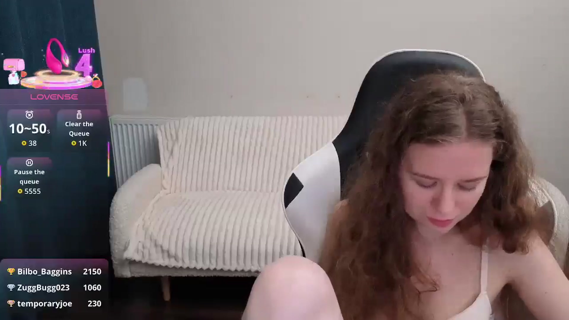 Gallery image thumbnail from BlueFlowerr's myfreecams stream on, 08/15/2025, 21:46 image 14 of 20