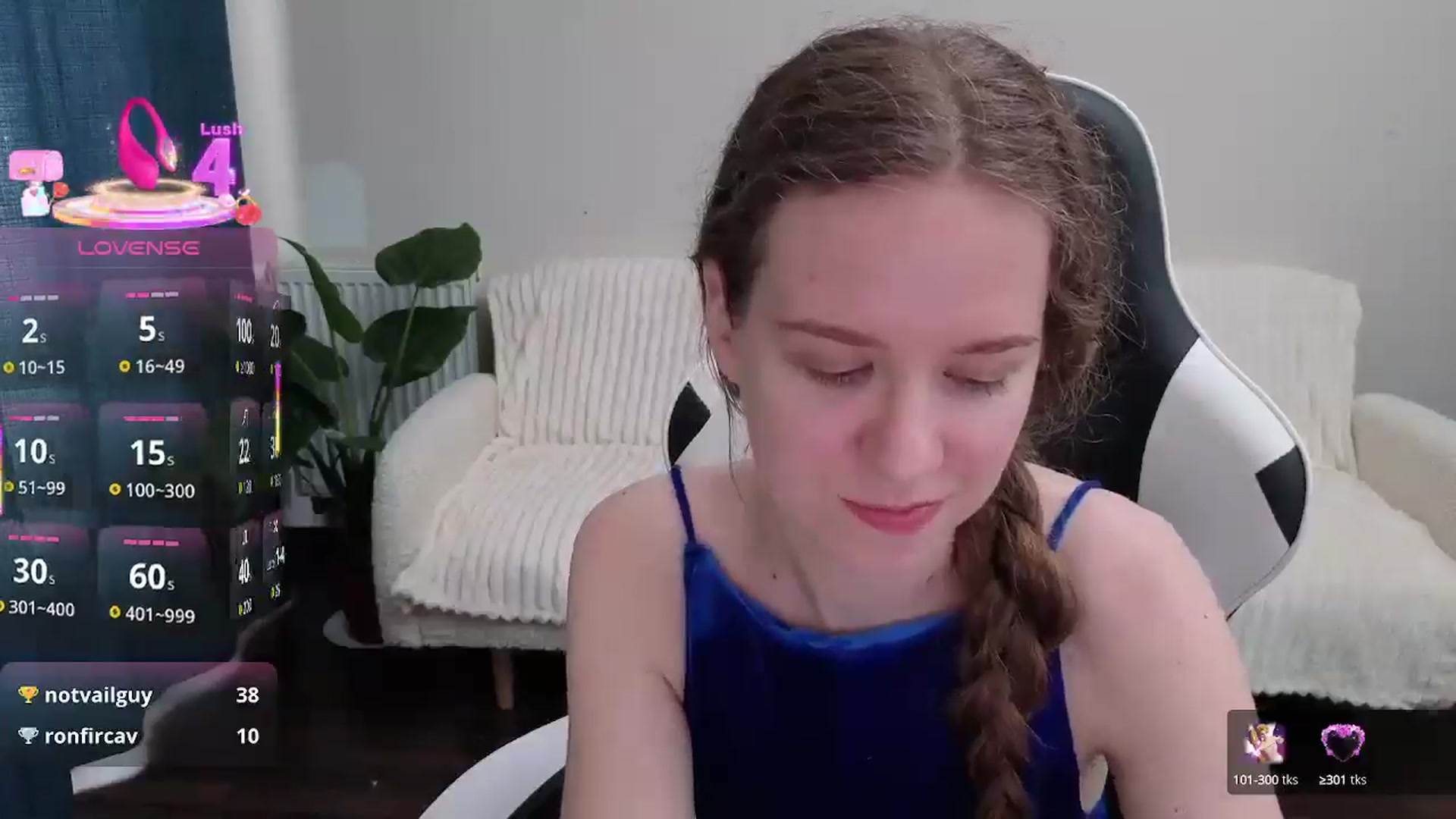 Gallery image thumbnail from BlueFlowerr's myfreecams stream on, 08/16/2025, 15:06 image 4 of 20