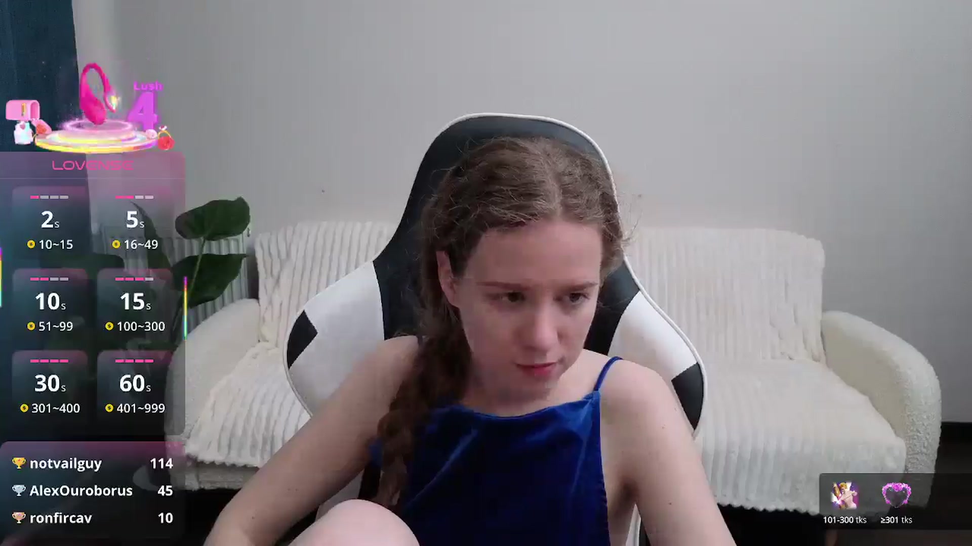 Gallery image thumbnail from BlueFlowerr's myfreecams stream on, 08/16/2025, 17:01 image 14 of 20