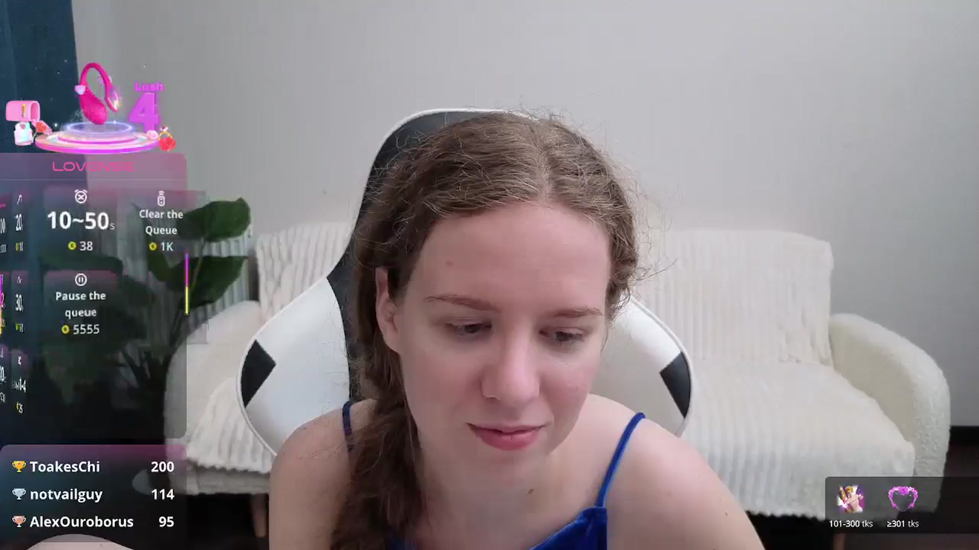 Gallery image thumbnail from BlueFlowerr's myfreecams stream on, 08/16/2025, 17:40 image 14 of 20