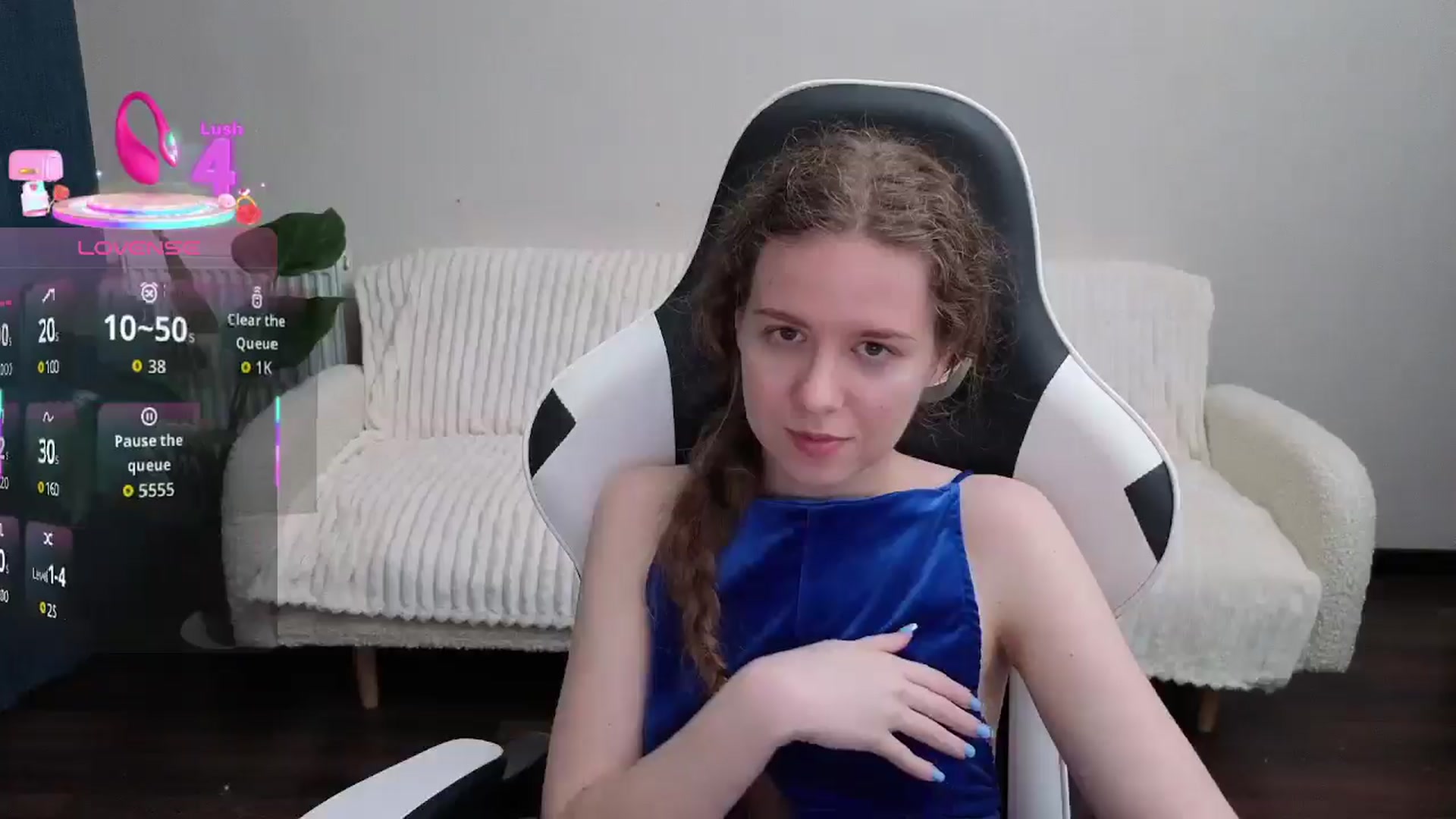 Gallery image thumbnail from BlueFlowerr's myfreecams stream on, 08/16/2025, 18:28 image 16 of 20