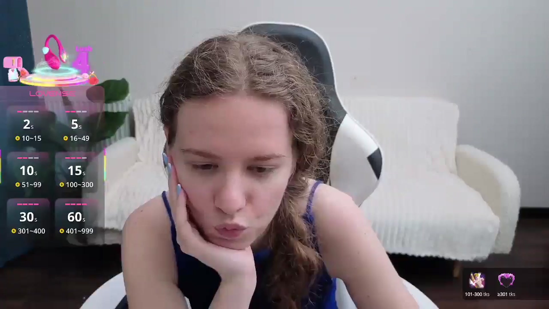 Gallery image thumbnail from BlueFlowerr's myfreecams stream on, 08/16/2025, 18:28 image 4 of 20