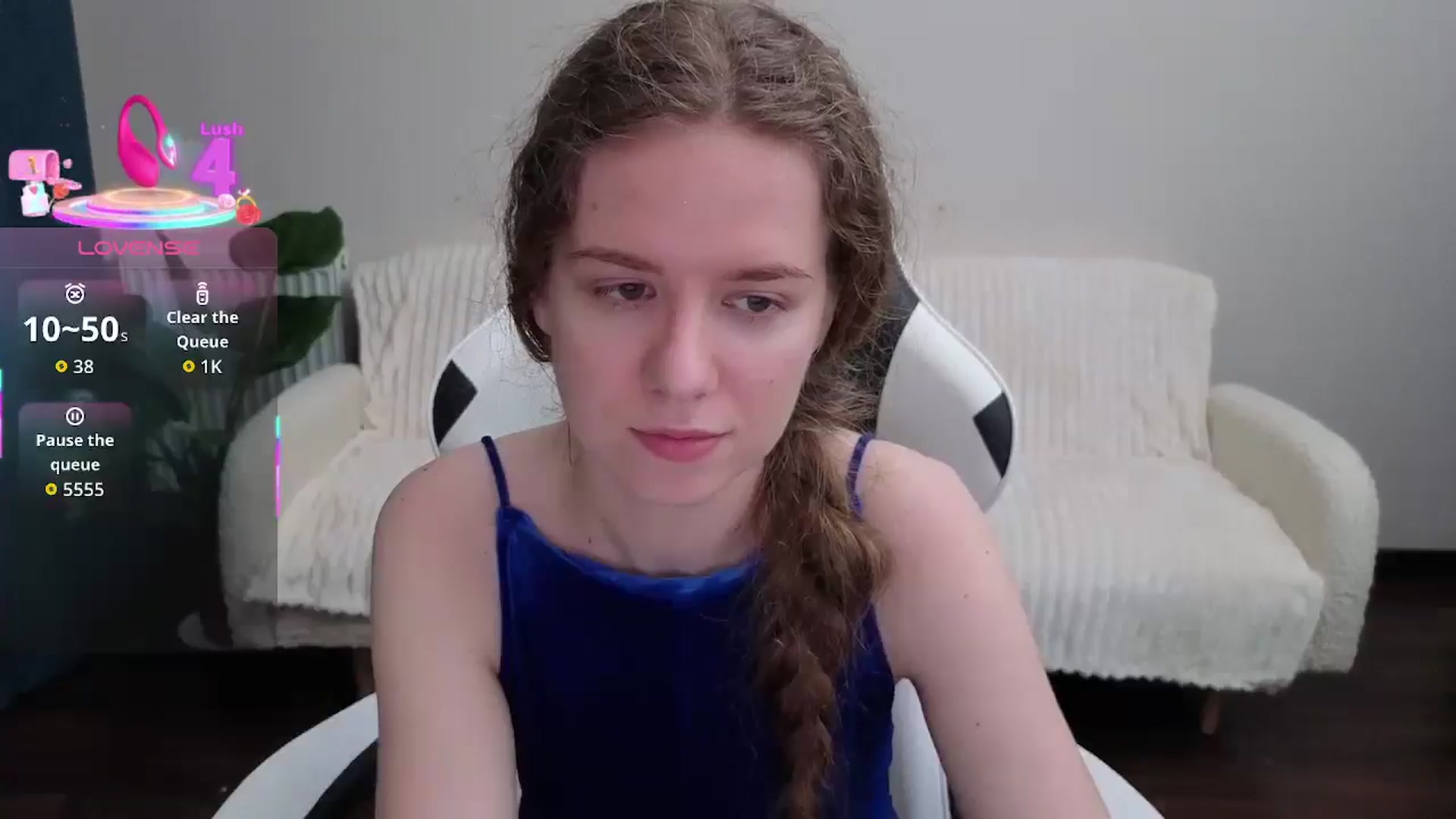 Gallery image thumbnail from BlueFlowerr's myfreecams stream on, 08/16/2025, 18:28 image 3 of 20