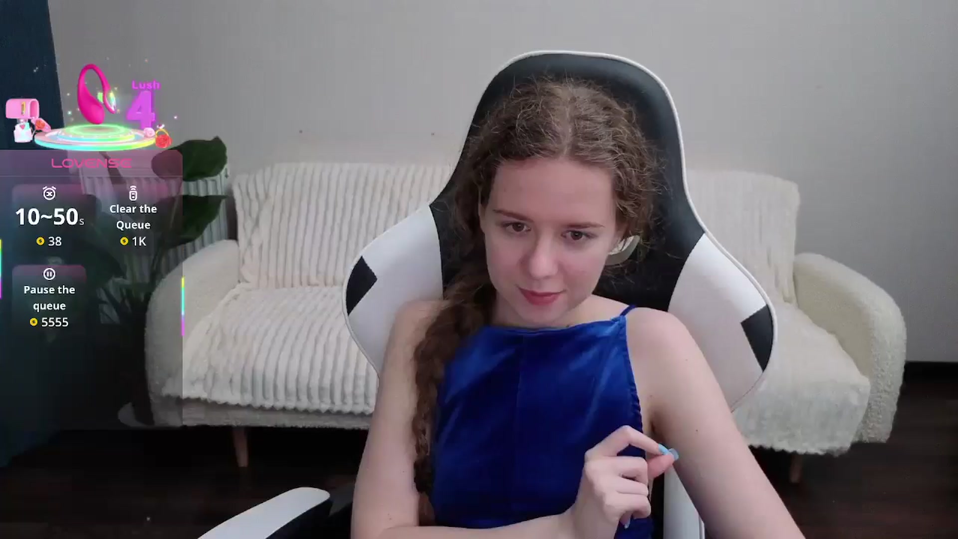 Gallery image thumbnail from BlueFlowerr's myfreecams stream on, 08/16/2025, 18:28 image 17 of 20