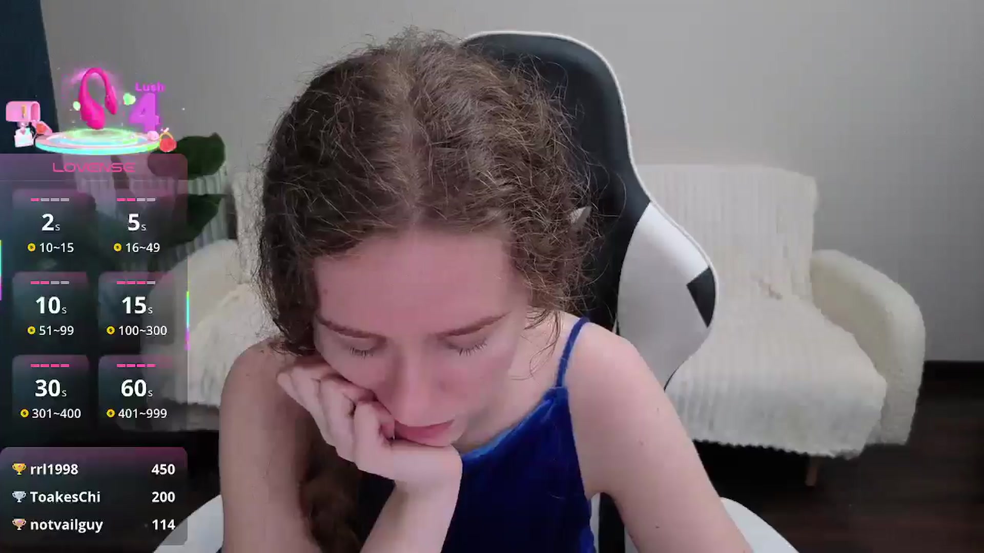 Gallery image thumbnail from BlueFlowerr's myfreecams stream on, 08/16/2025, 19:37 image 3 of 20