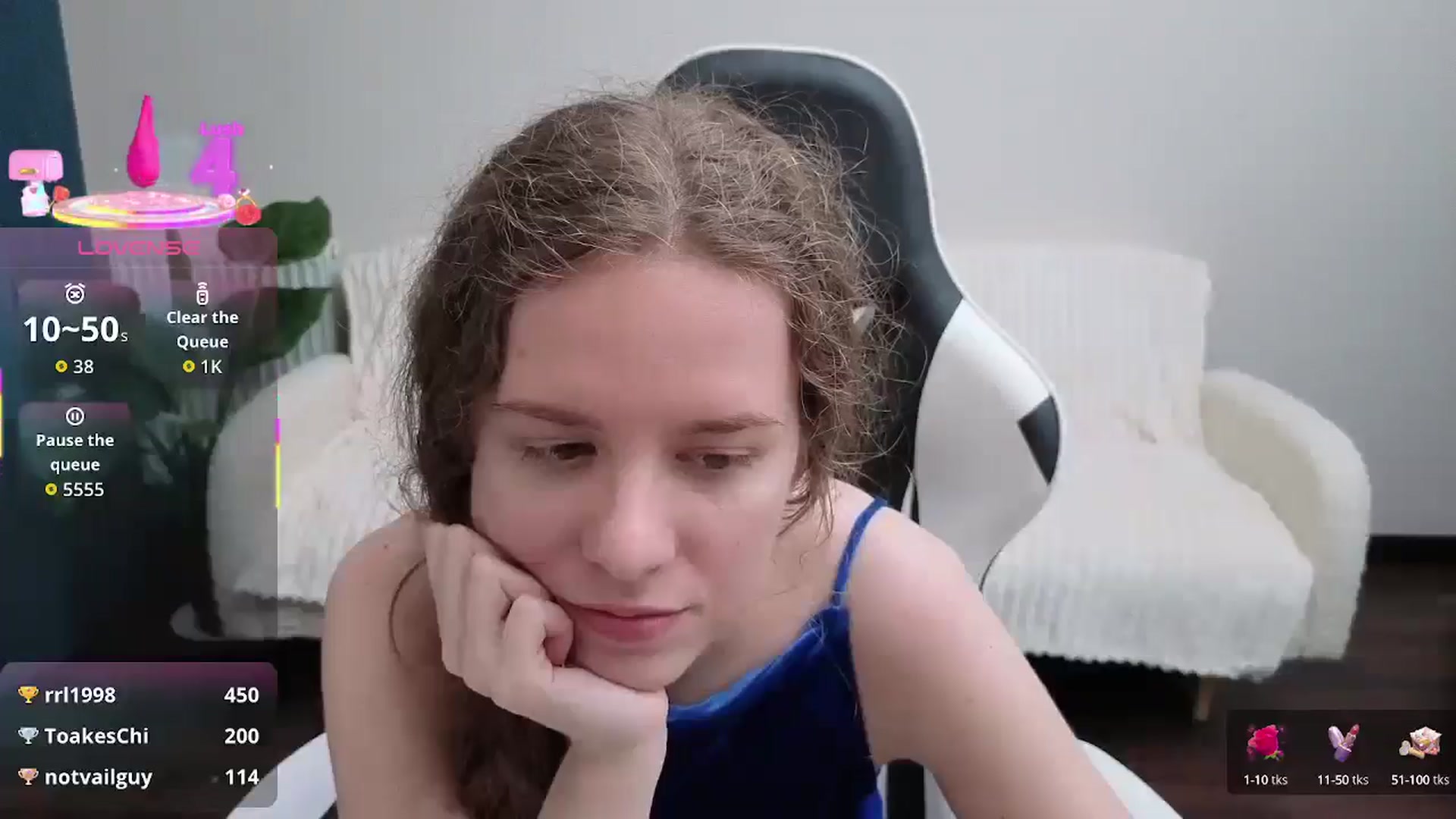 Gallery image thumbnail from BlueFlowerr's myfreecams stream on, 08/16/2025, 19:37 image 6 of 20