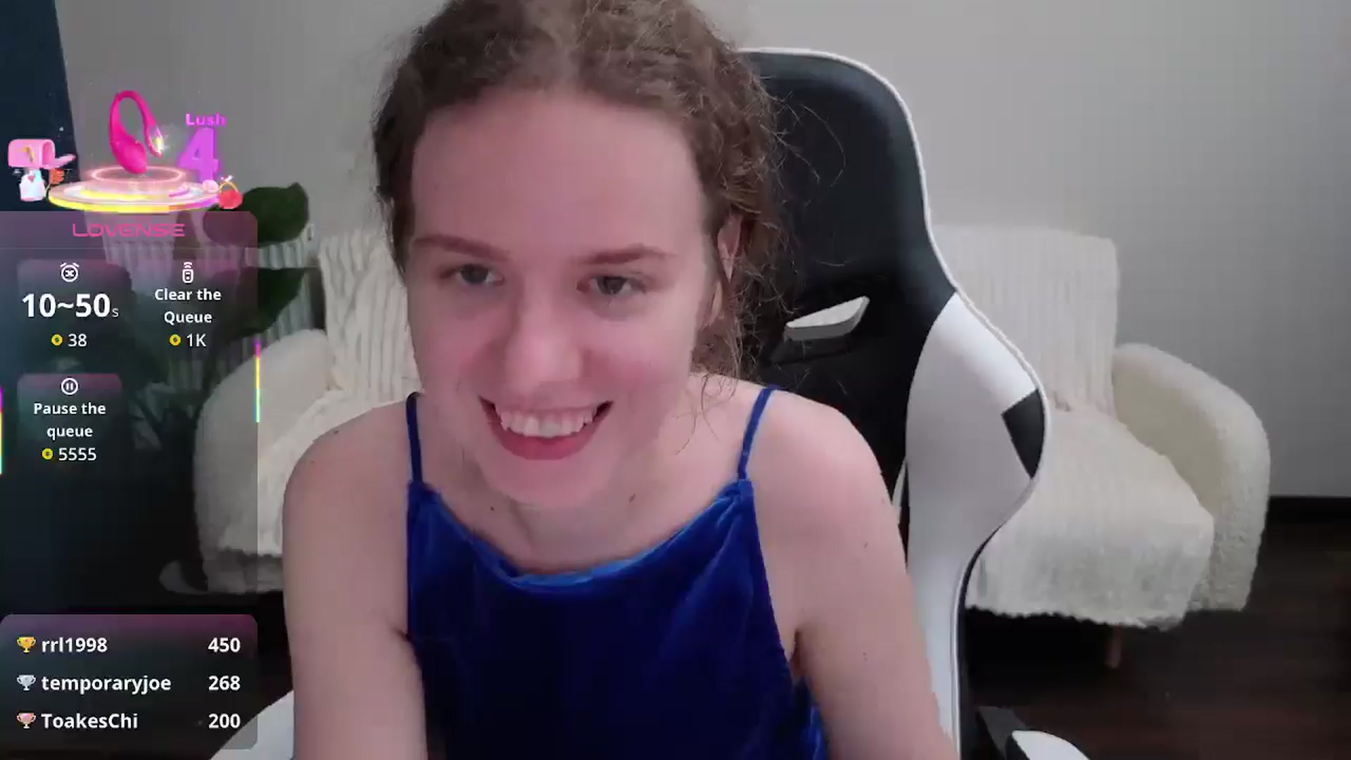 Gallery image thumbnail from BlueFlowerr's myfreecams stream on, 08/16/2025, 20:17 image 13 of 20