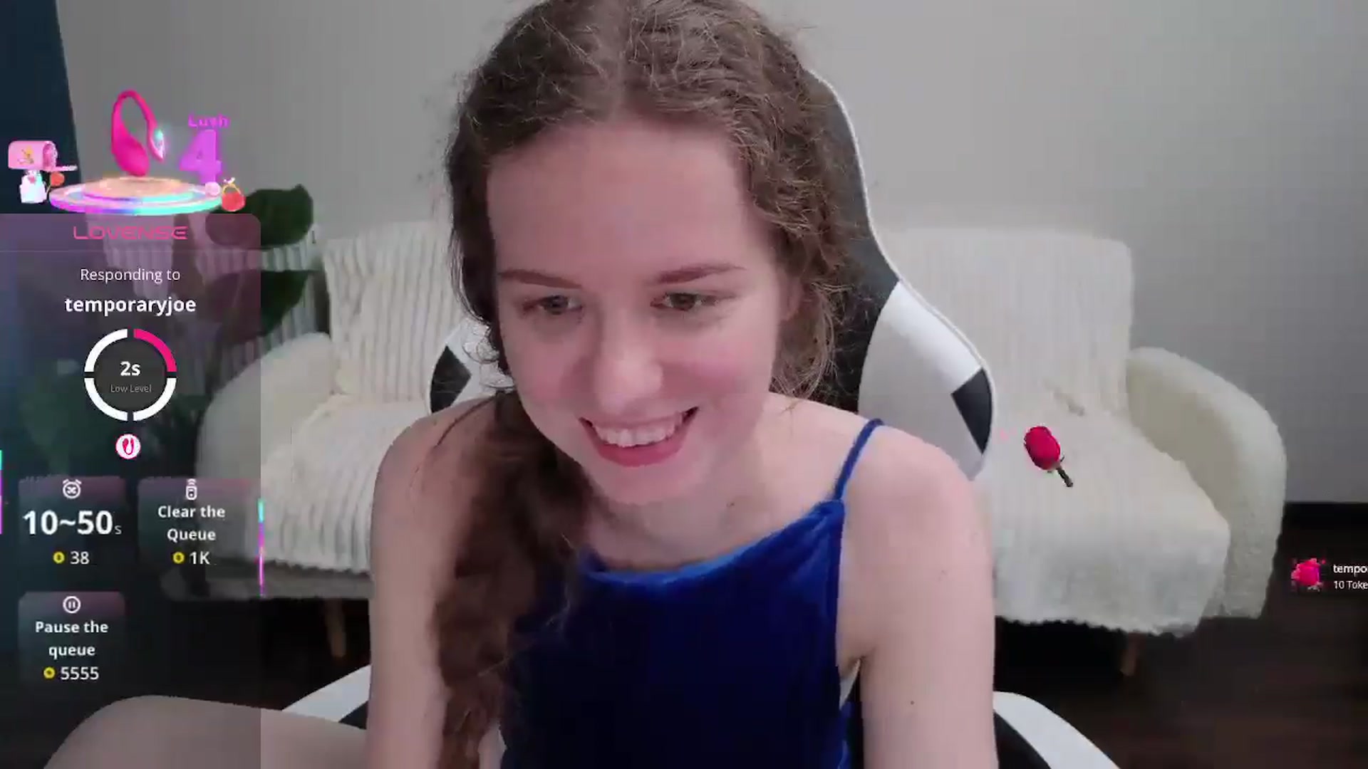 Gallery image thumbnail from BlueFlowerr's myfreecams stream on, 08/16/2025, 20:17 image 3 of 20