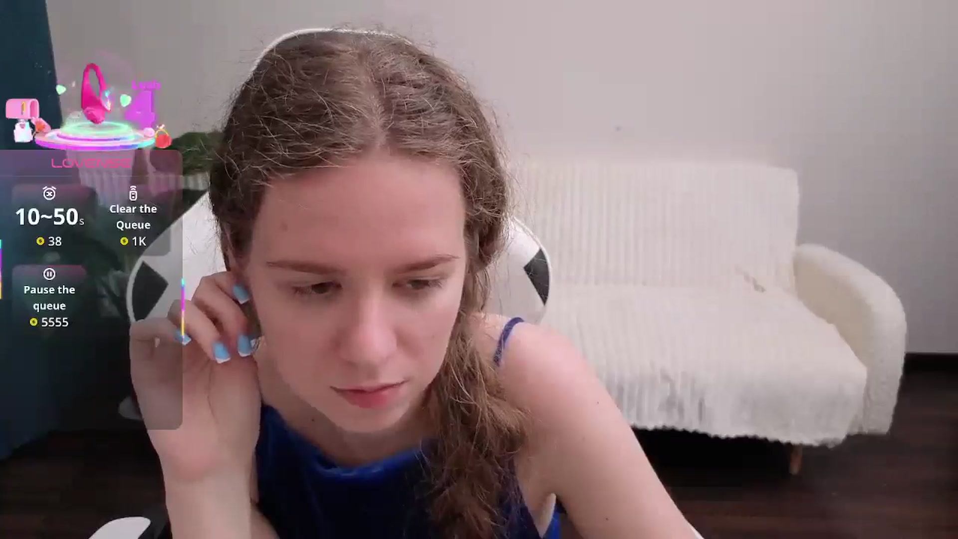 Gallery image thumbnail from BlueFlowerr's myfreecams stream on, 08/16/2025, 21:08 image 5 of 20