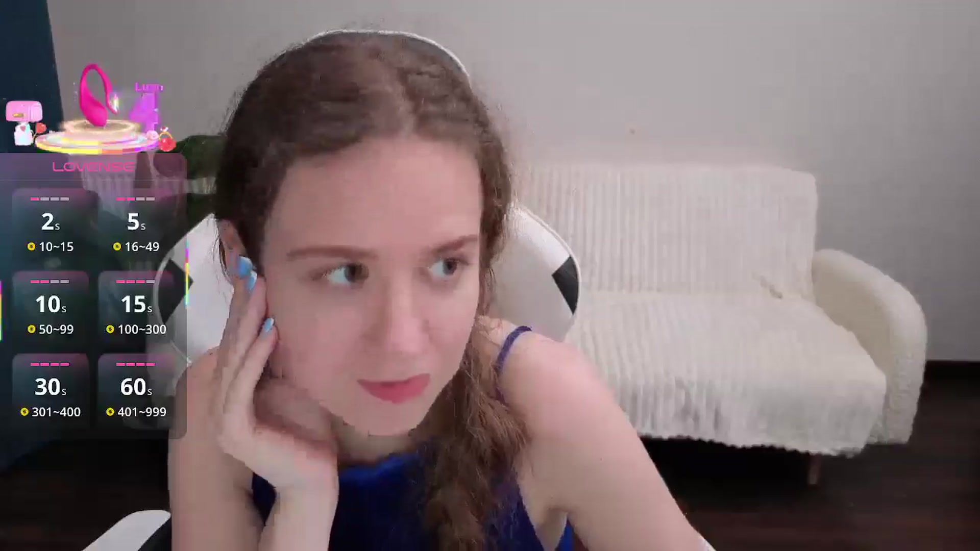 Gallery image thumbnail from BlueFlowerr's myfreecams stream on, 08/16/2025, 21:08 image 11 of 20