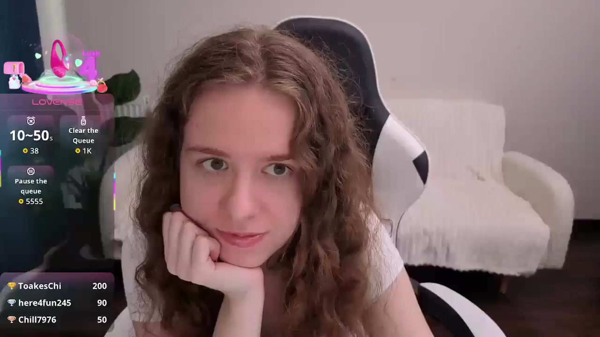 Gallery image thumbnail from BlueFlowerr's myfreecams stream on, 08/17/2025, 14:59 image 11 of 20