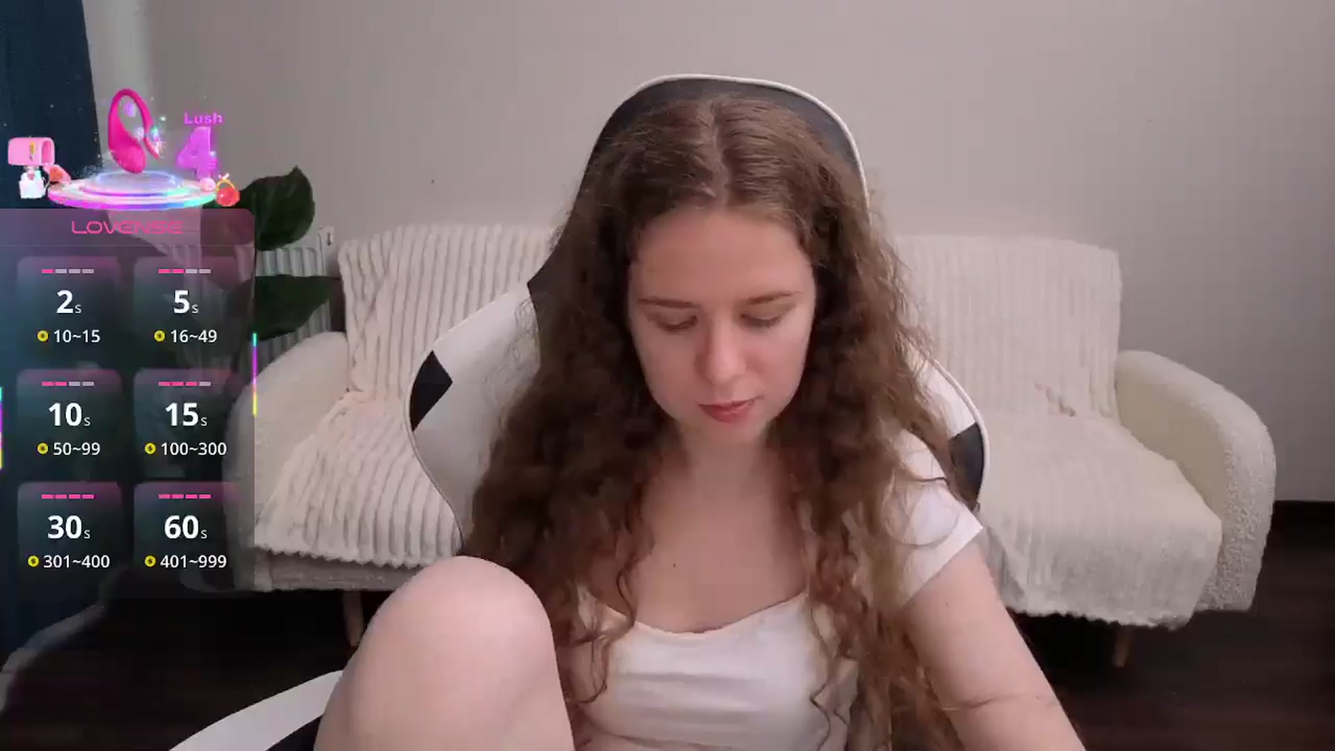 Gallery image thumbnail from BlueFlowerr's myfreecams stream on, 08/17/2025, 16:38 image 17 of 20