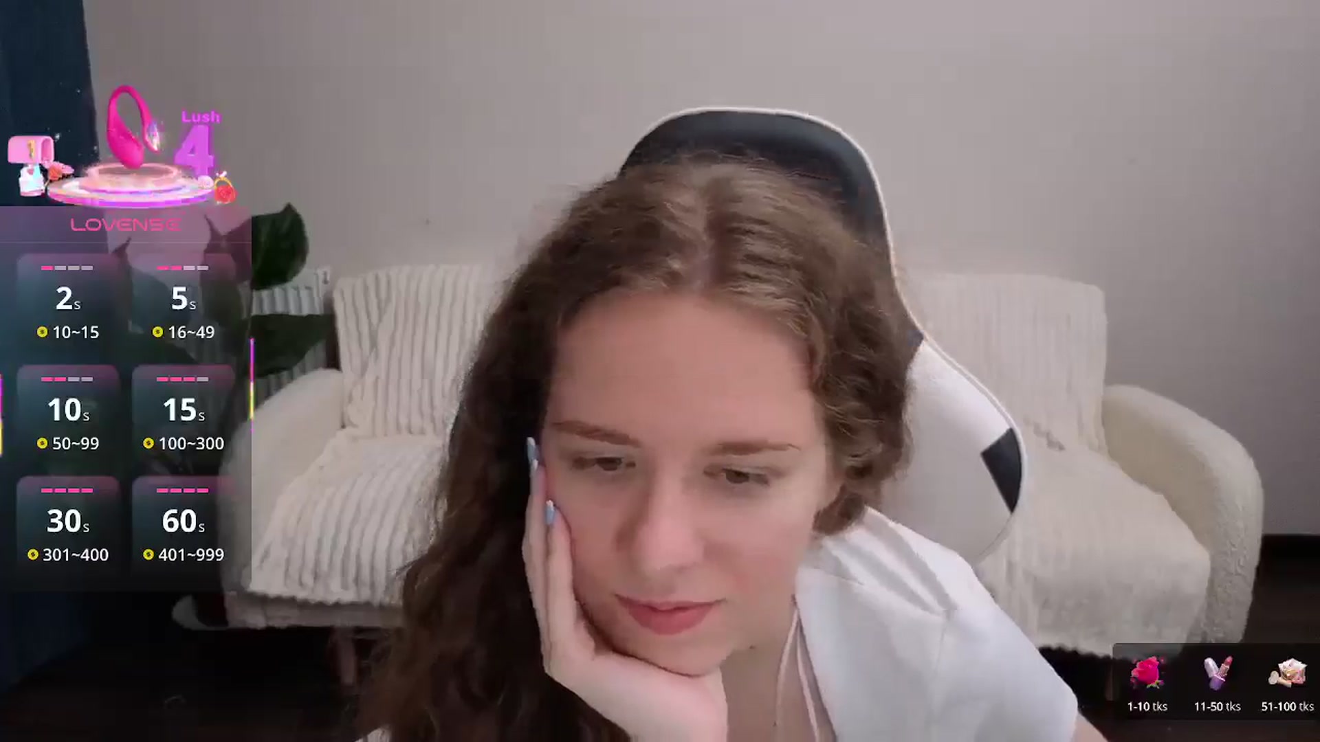 Gallery image thumbnail from BlueFlowerr's myfreecams stream on, 08/17/2025, 19:20 image 14 of 20