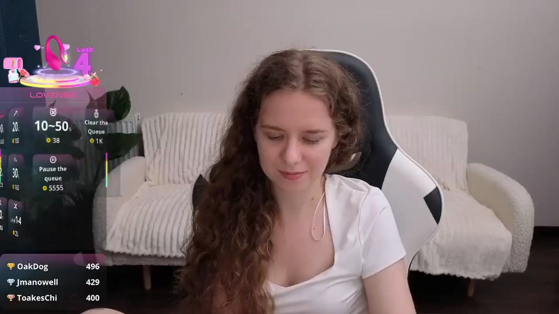 Gallery image thumbnail from BlueFlowerr's myfreecams stream on, 08/17/2025, 19:20 image 15 of 20
