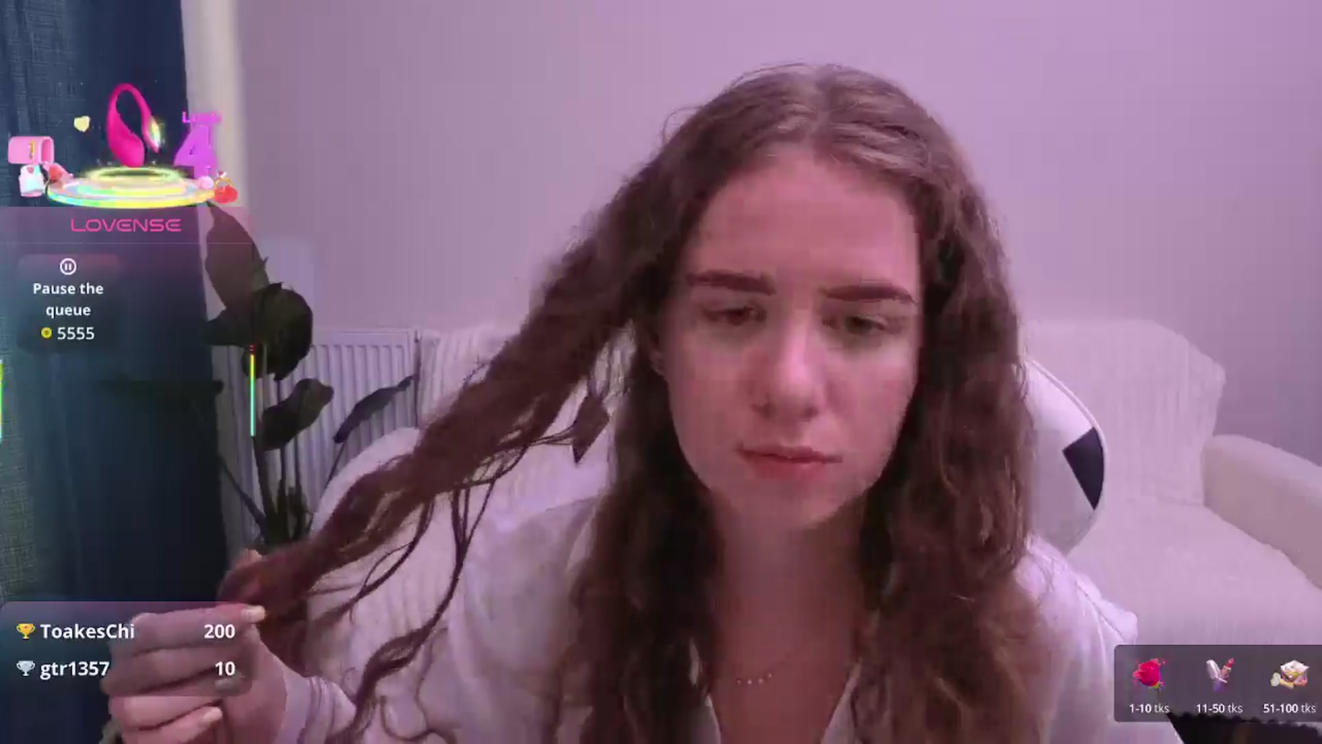 Gallery image thumbnail from BlueFlowerr's myfreecams stream on, 08/28/2025, 14:51 image 13 of 20