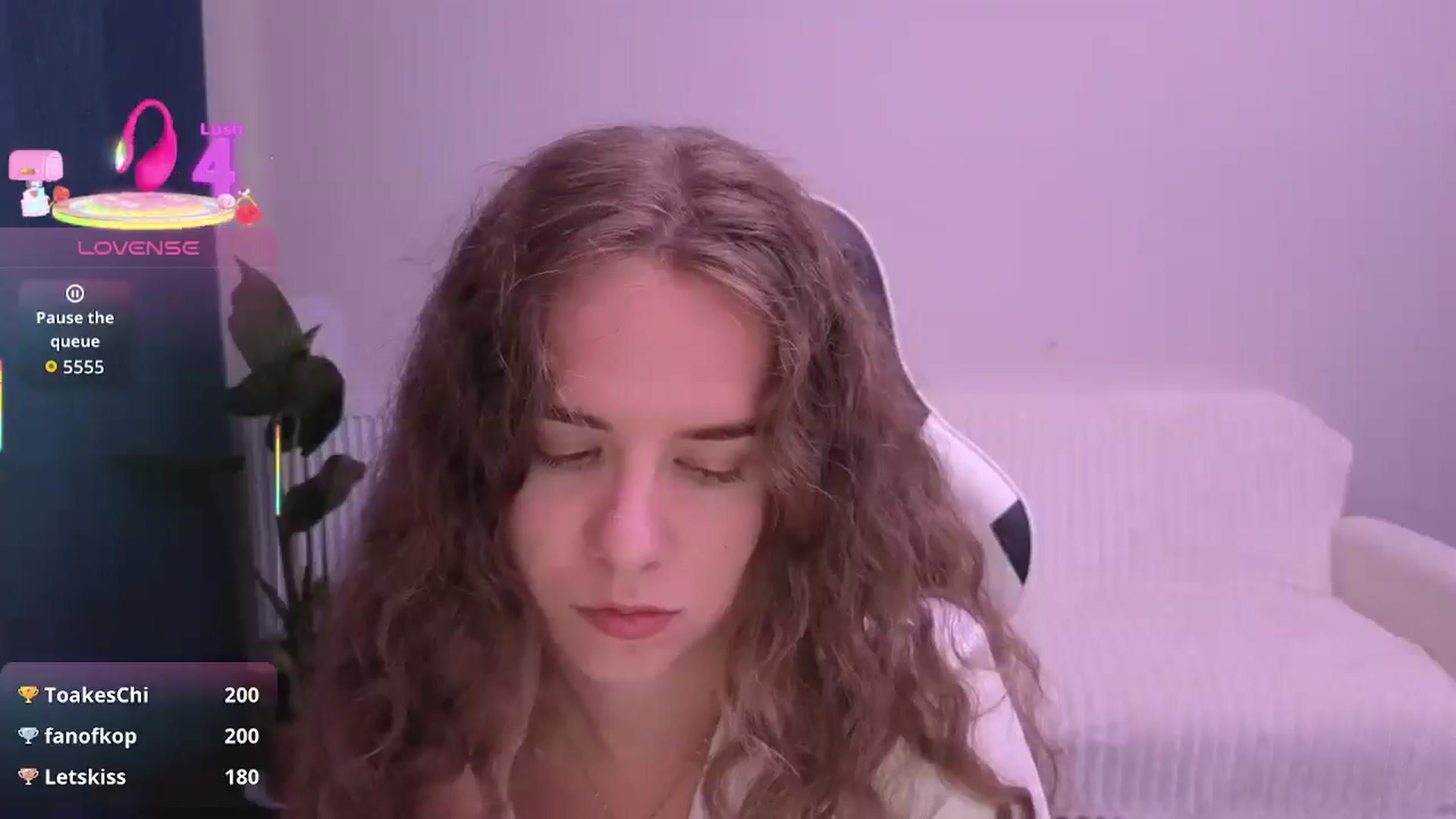 Gallery image thumbnail from BlueFlowerr's myfreecams stream on, 08/28/2025, 17:10 image 20 of 20