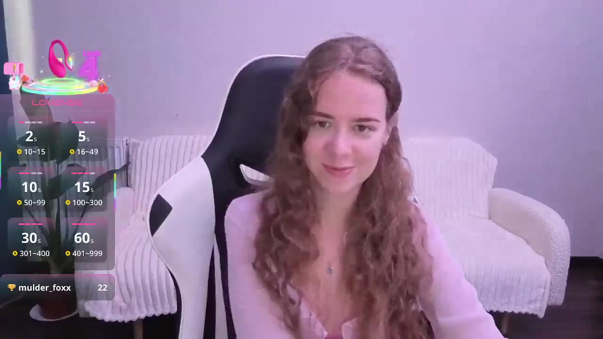 Gallery image thumbnail from BlueFlowerr's myfreecams stream on, 08/29/2025, 14:38 image 2 of 20