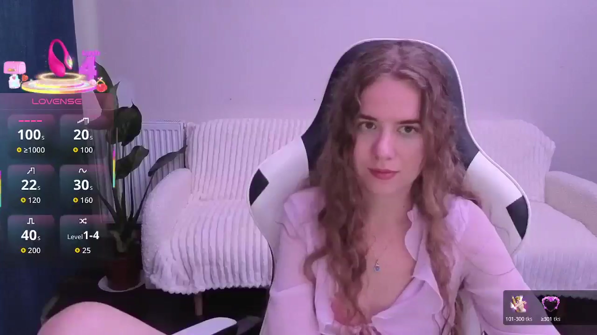 Gallery image thumbnail from BlueFlowerr's myfreecams stream on, 08/29/2025, 16:18 image 16 of 20