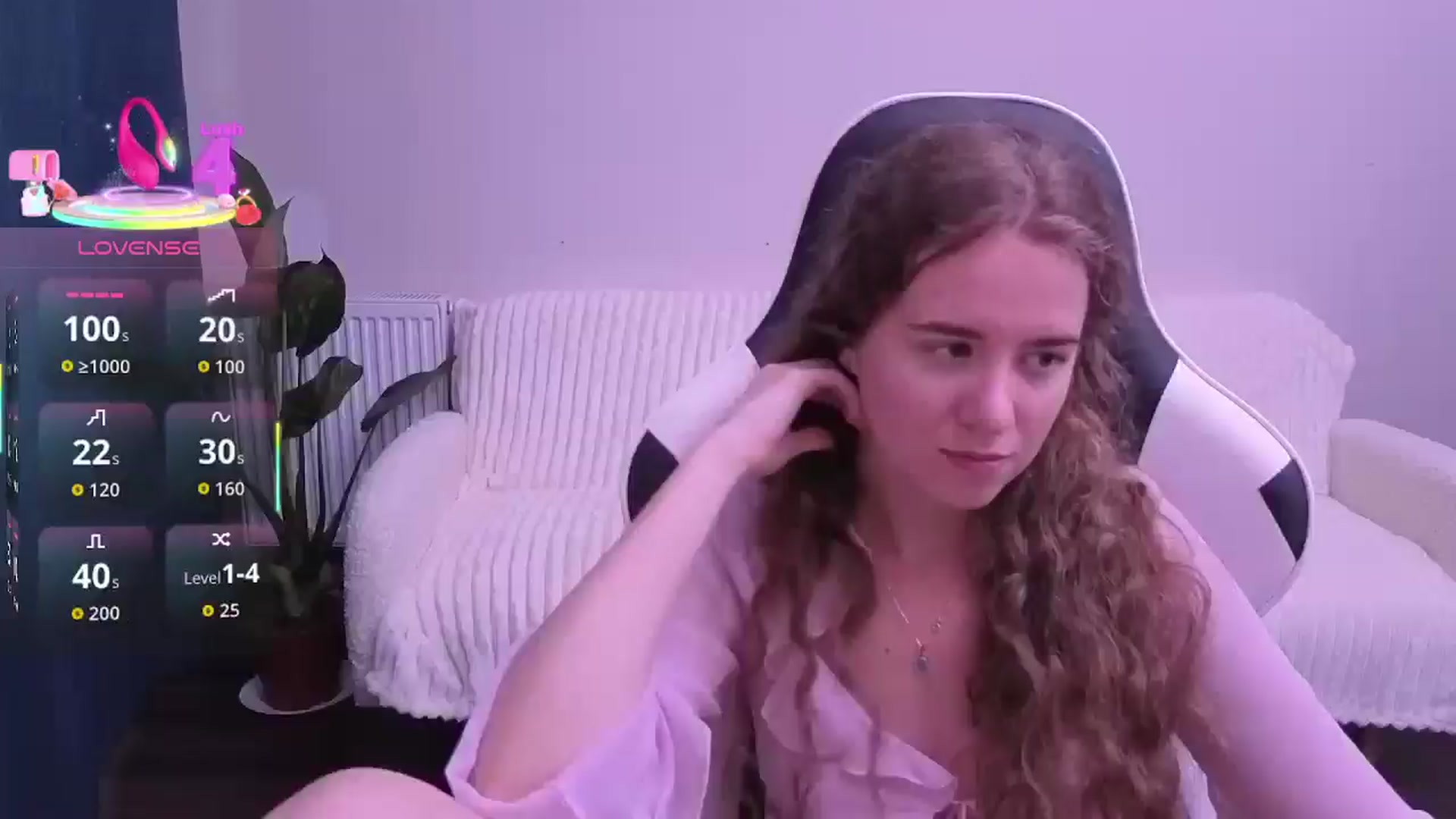 Gallery image thumbnail from BlueFlowerr's myfreecams stream on, 08/29/2025, 17:27 image 1 of 20