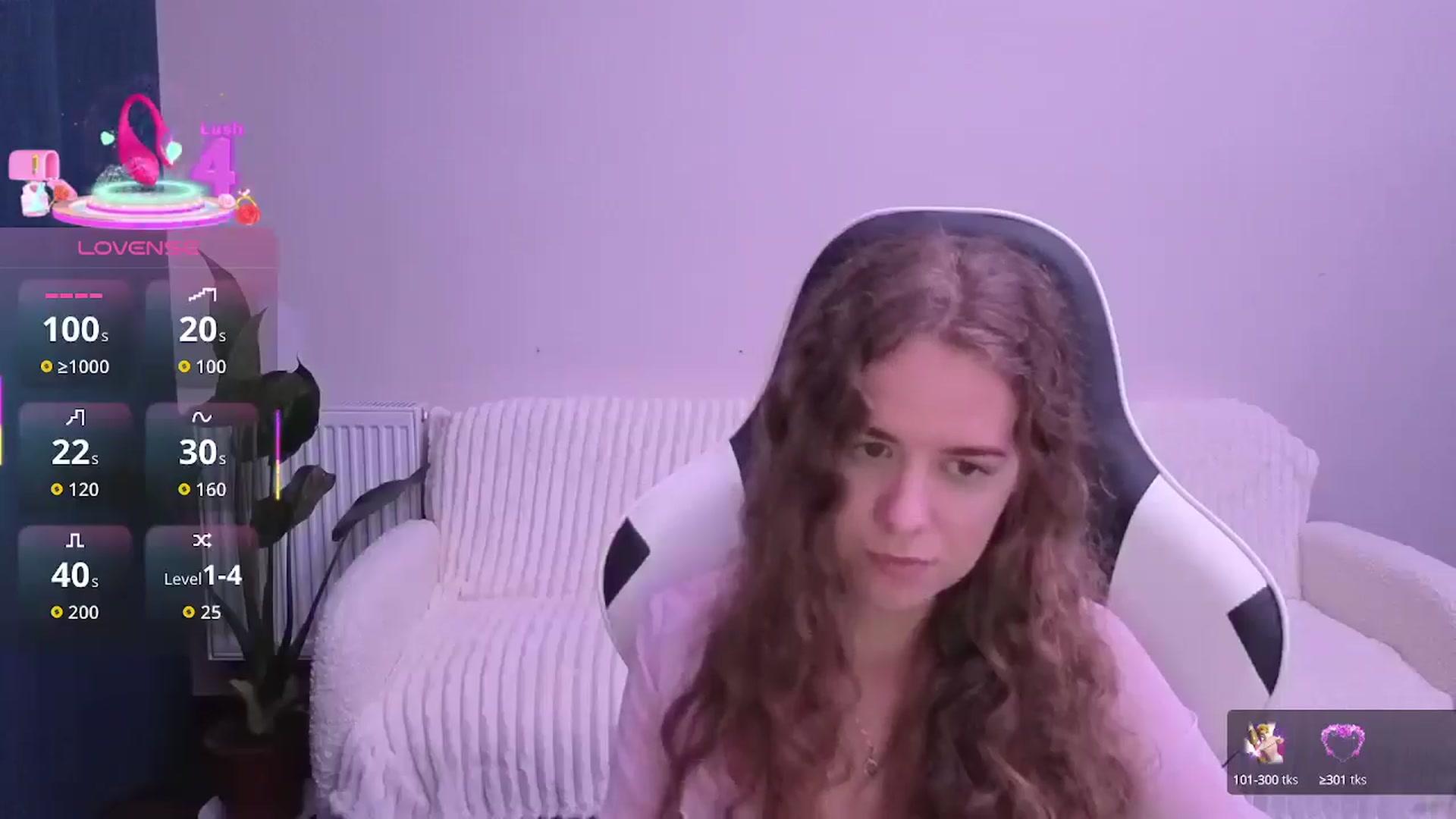 Gallery image thumbnail from BlueFlowerr's myfreecams stream on, 08/29/2025, 18:16 image 7 of 20