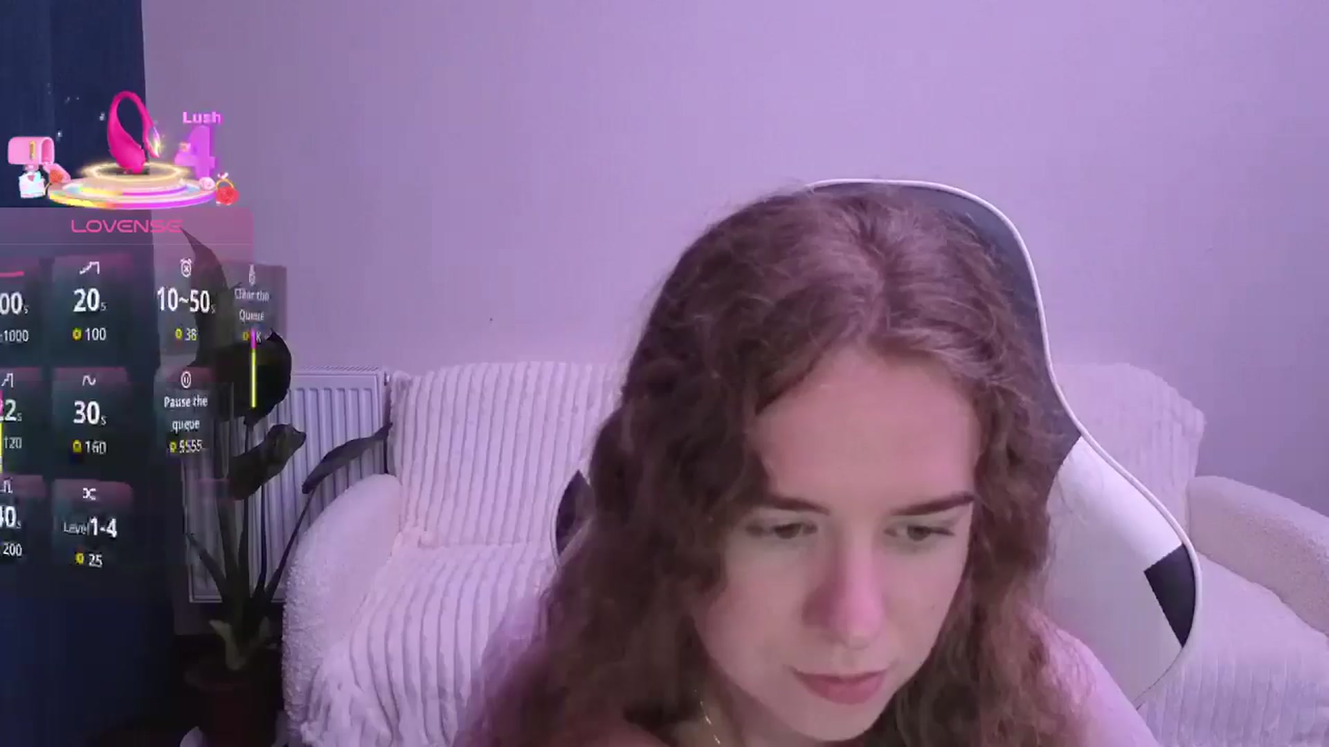 Gallery image thumbnail from BlueFlowerr's myfreecams stream on, 08/29/2025, 18:16 image 8 of 20