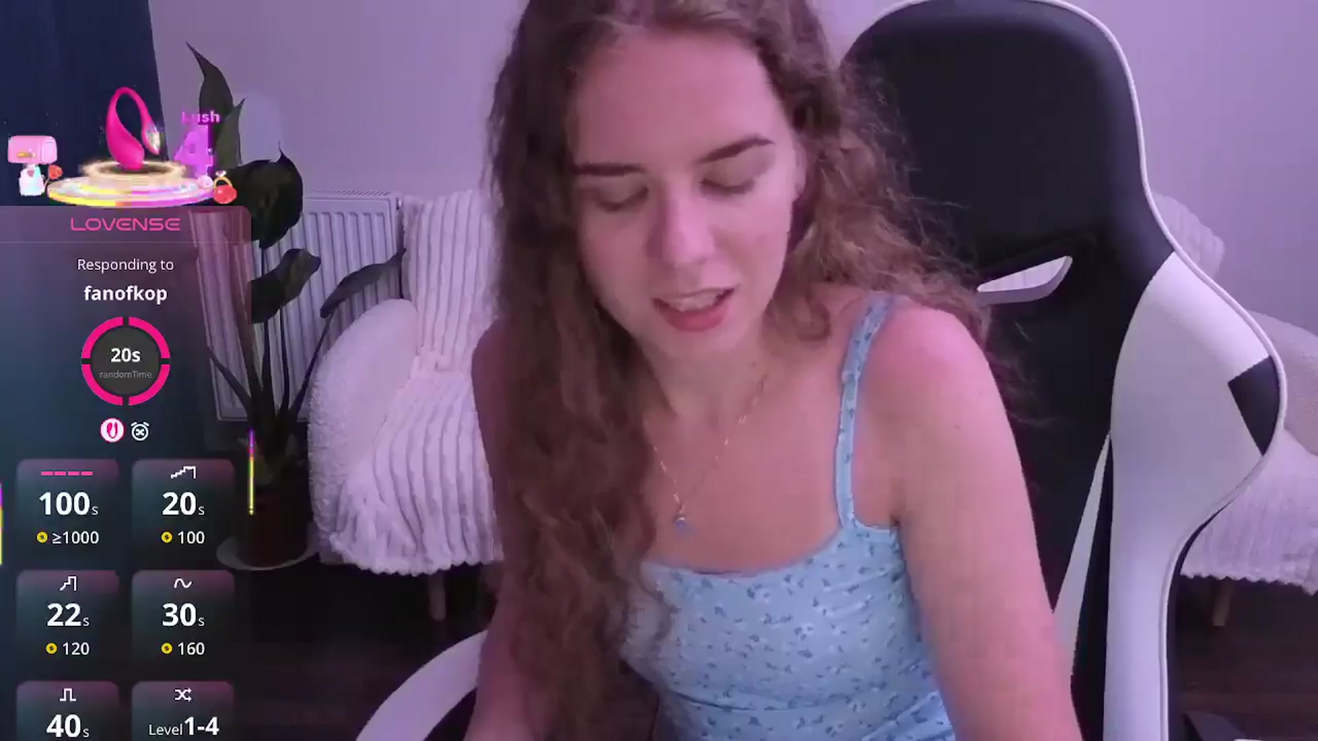 Gallery image thumbnail from BlueFlowerr's myfreecams stream on, 08/29/2025, 22:20 image 13 of 20