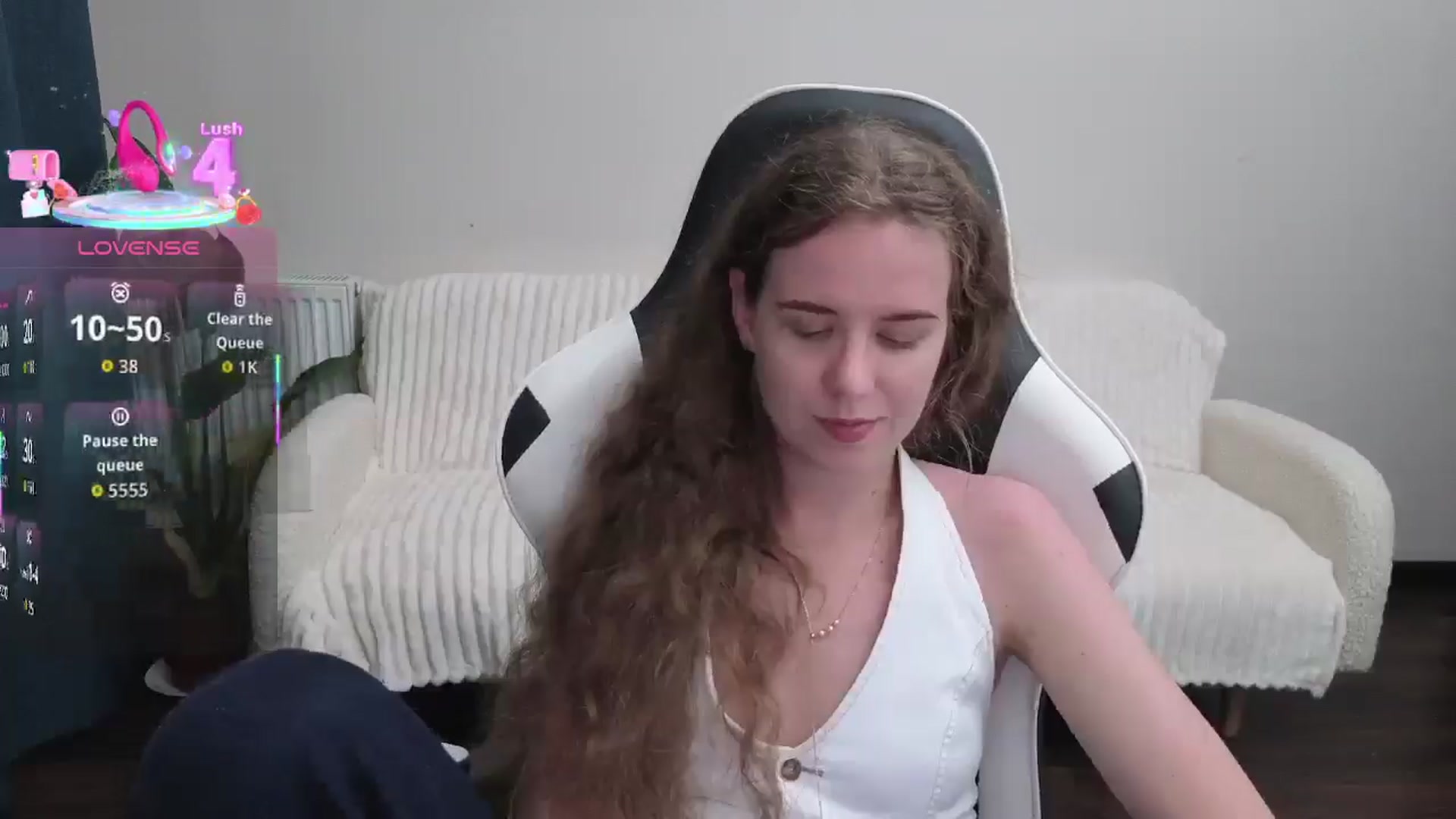 Gallery image thumbnail from BlueFlowerr's myfreecams stream on, 08/30/2025, 18:55 image 14 of 20