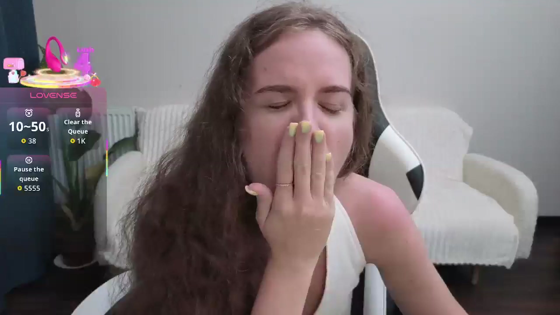 Gallery image thumbnail from BlueFlowerr's myfreecams stream on, 08/30/2025, 18:55 image 9 of 20