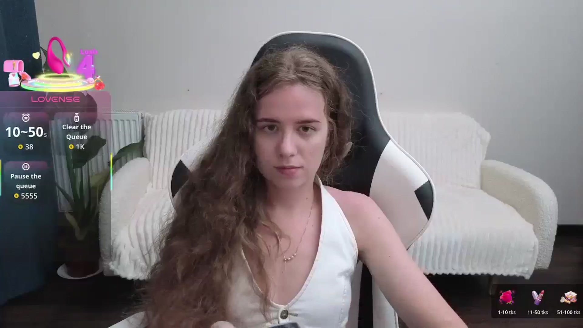 Gallery image thumbnail from BlueFlowerr's myfreecams stream on, 08/30/2025, 18:55 image 12 of 20