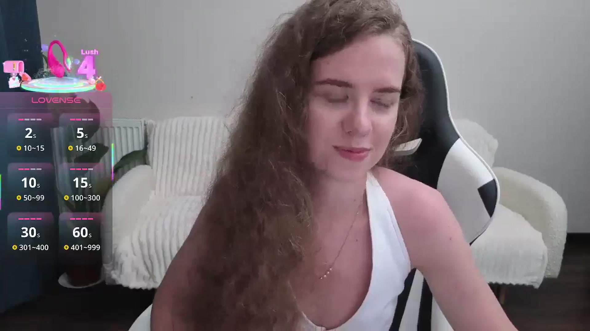 Gallery image thumbnail from BlueFlowerr's myfreecams stream on, 08/30/2025, 22:06 image 15 of 20