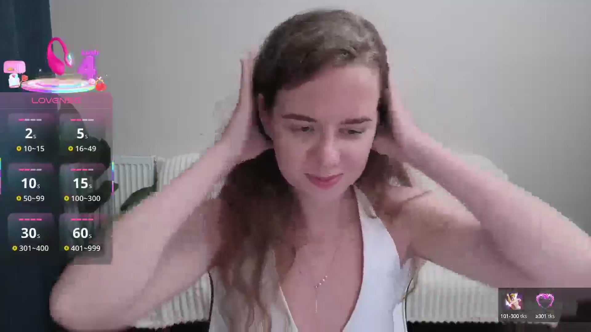 Gallery image thumbnail from BlueFlowerr's myfreecams stream on, 08/30/2025, 22:06 image 19 of 20
