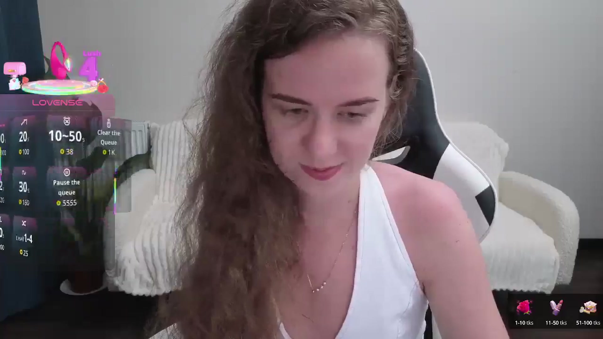 Gallery image thumbnail from BlueFlowerr's myfreecams stream on, 08/30/2025, 22:06 image 12 of 20