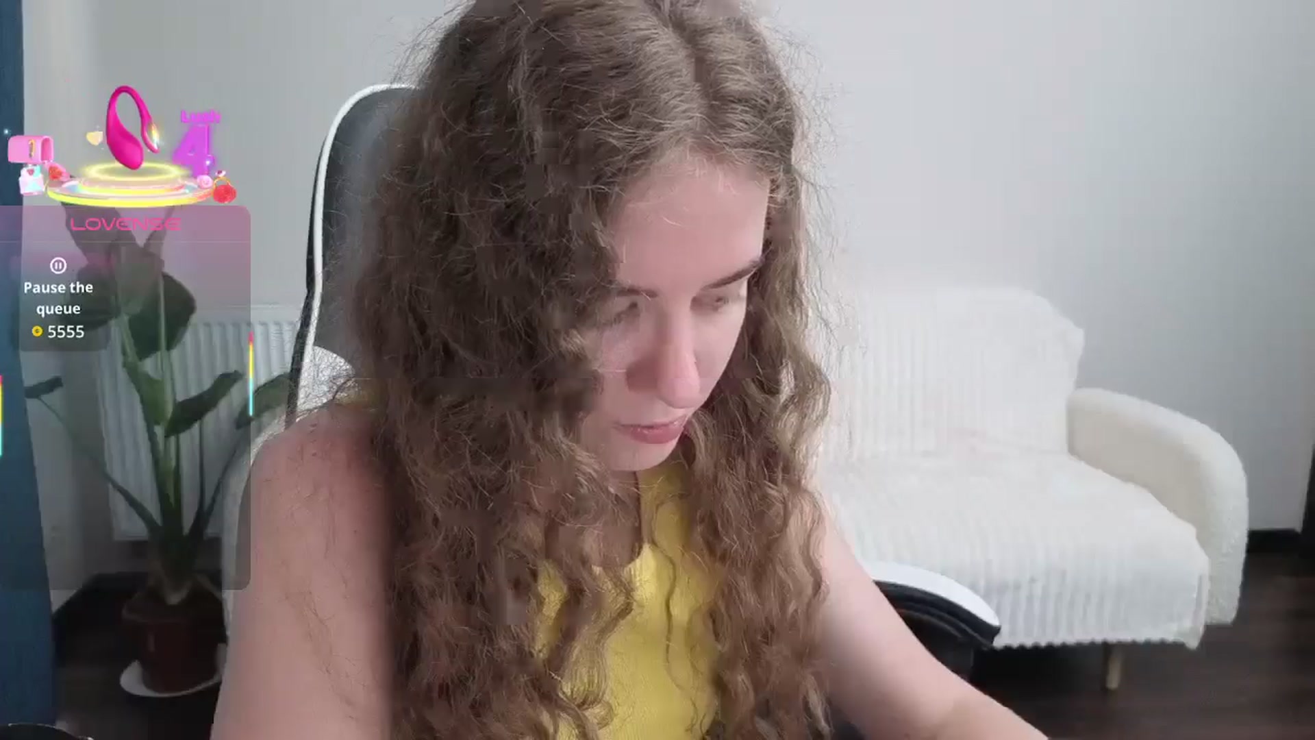 Gallery image thumbnail from BlueFlowerr's myfreecams stream on, 09/03/2025, 14:14 image 7 of 20
