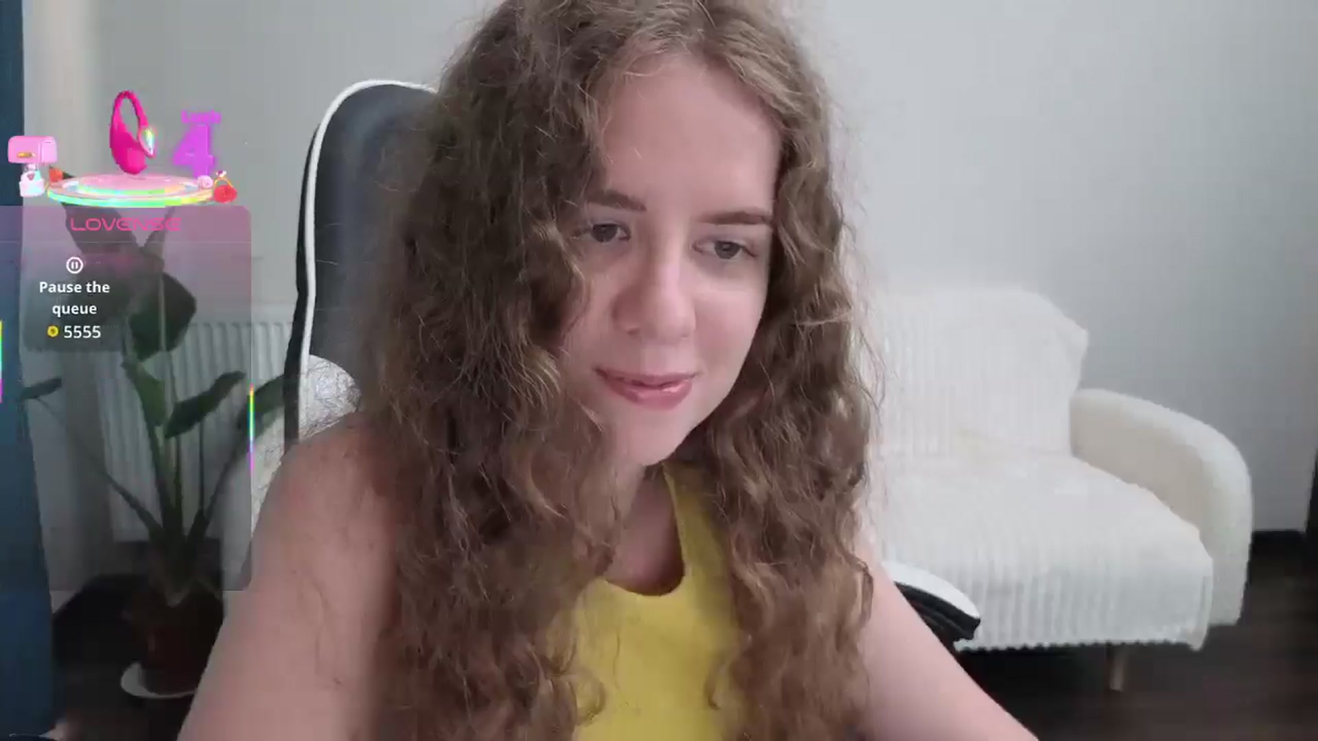 Gallery image thumbnail from BlueFlowerr's myfreecams stream on, 09/03/2025, 14:14 image 9 of 20