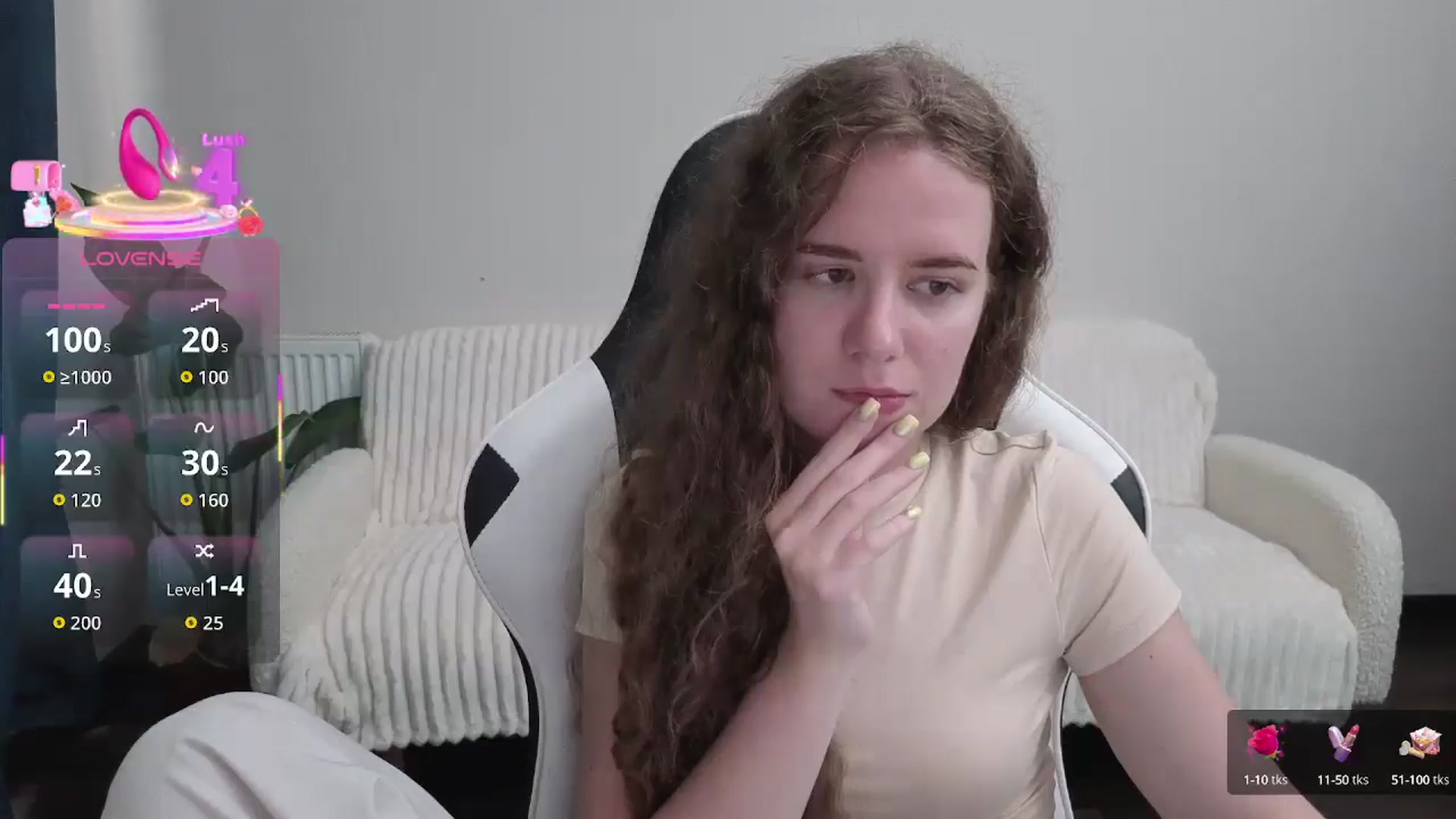 Gallery image thumbnail from BlueFlowerr's myfreecams stream on, 09/04/2025, 14:39 image 2 of 20