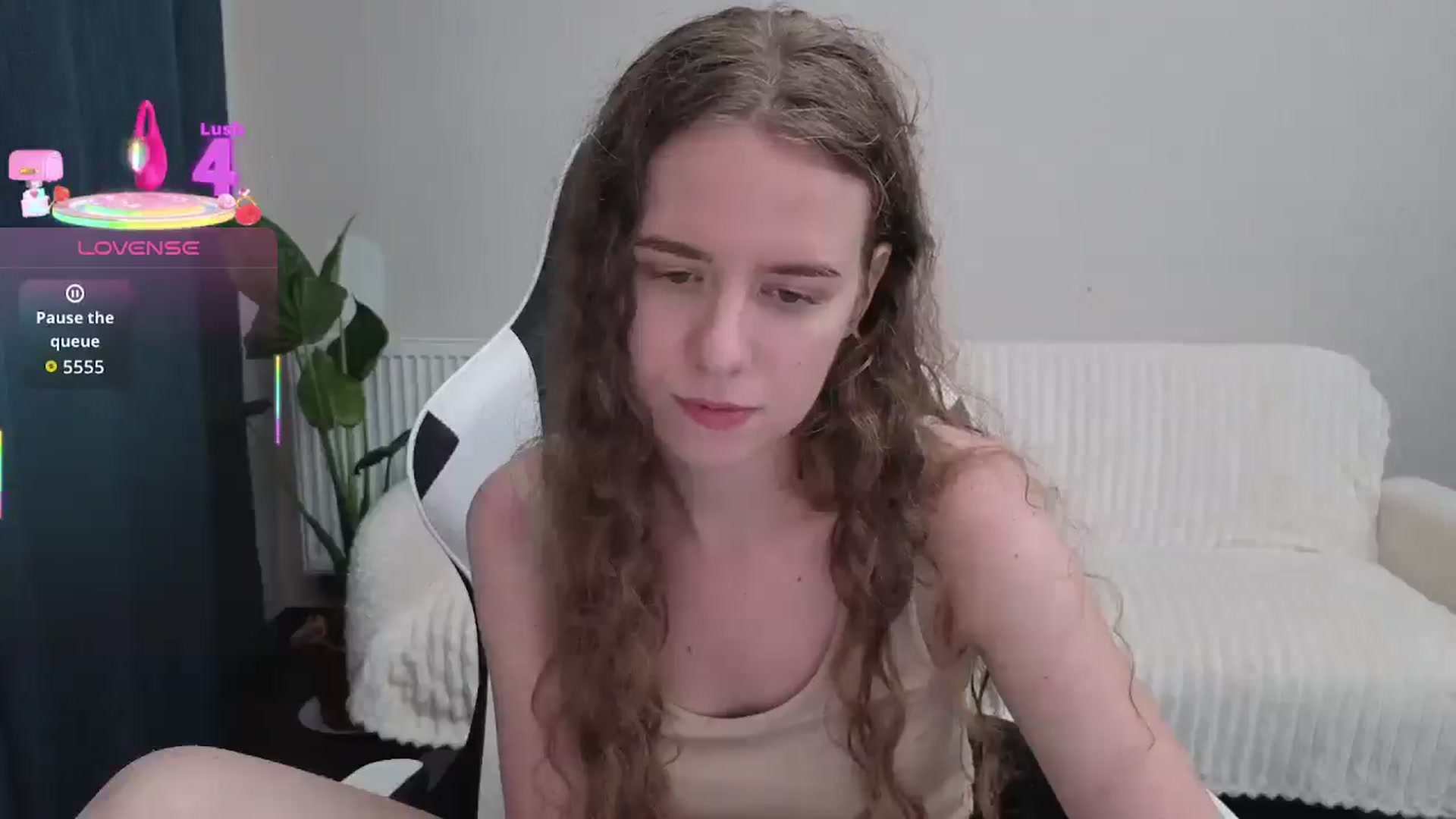 Gallery image thumbnail from BlueFlowerr's myfreecams stream on, 09/05/2025, 21:22 image 12 of 20