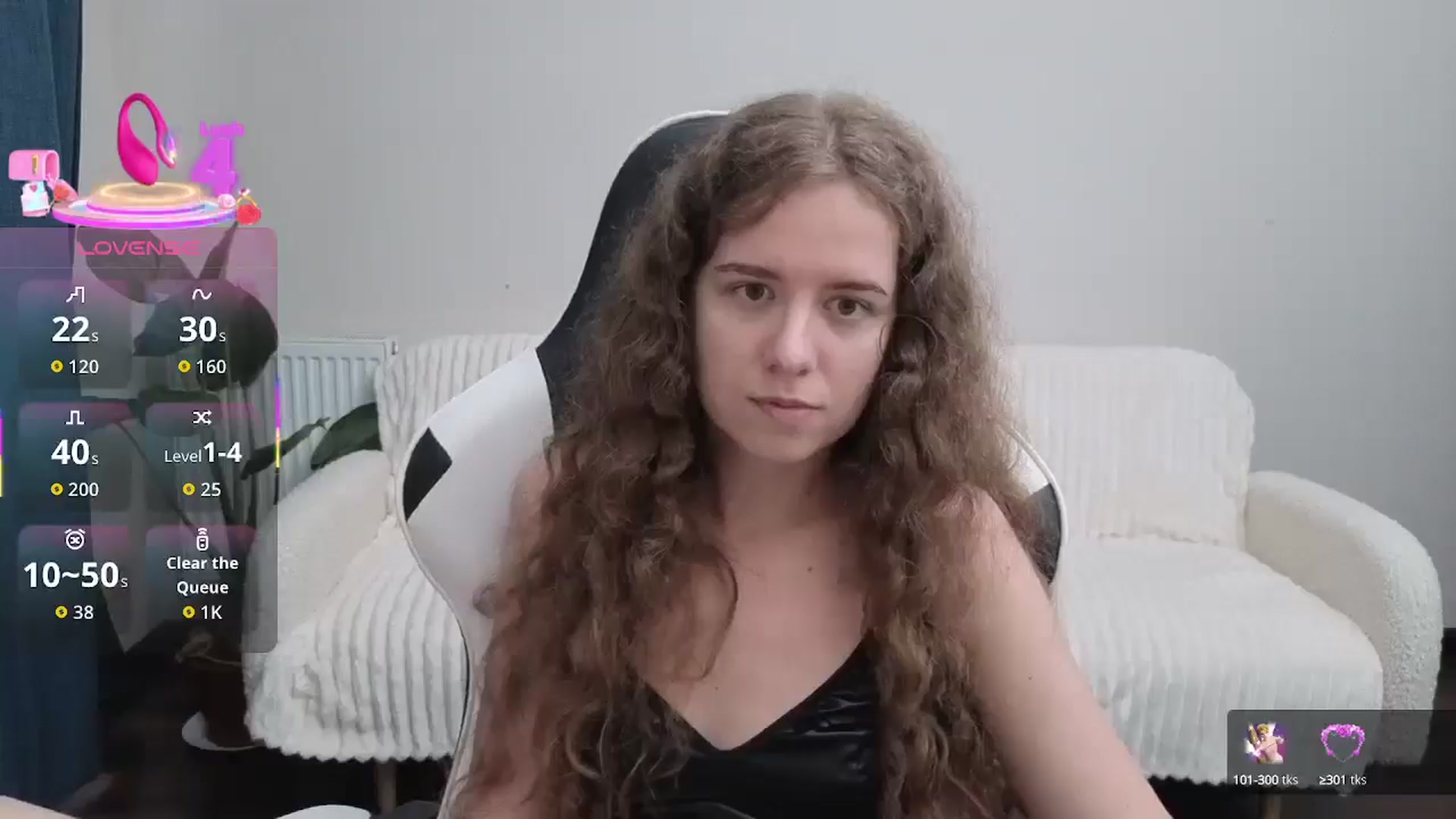 Gallery image thumbnail from BlueFlowerr's myfreecams stream on, 09/06/2025, 15:38 image 8 of 20