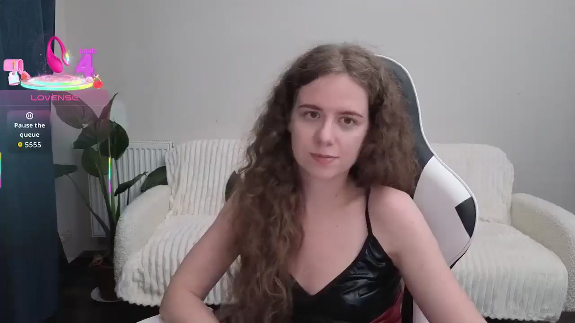 Gallery image thumbnail from BlueFlowerr's myfreecams stream on, 09/06/2025, 21:50 image 11 of 20