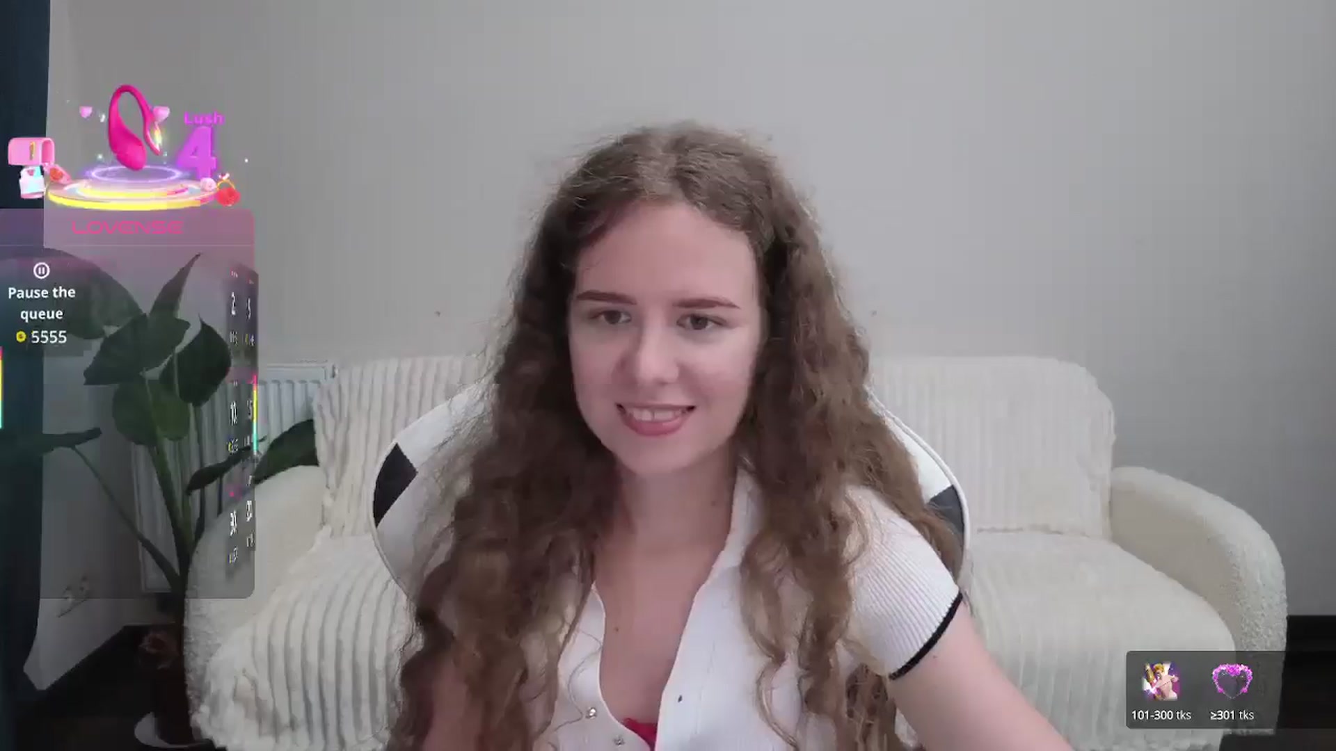 Gallery image thumbnail from BlueFlowerr's myfreecams stream on, 09/07/2025, 18:59 image 12 of 20