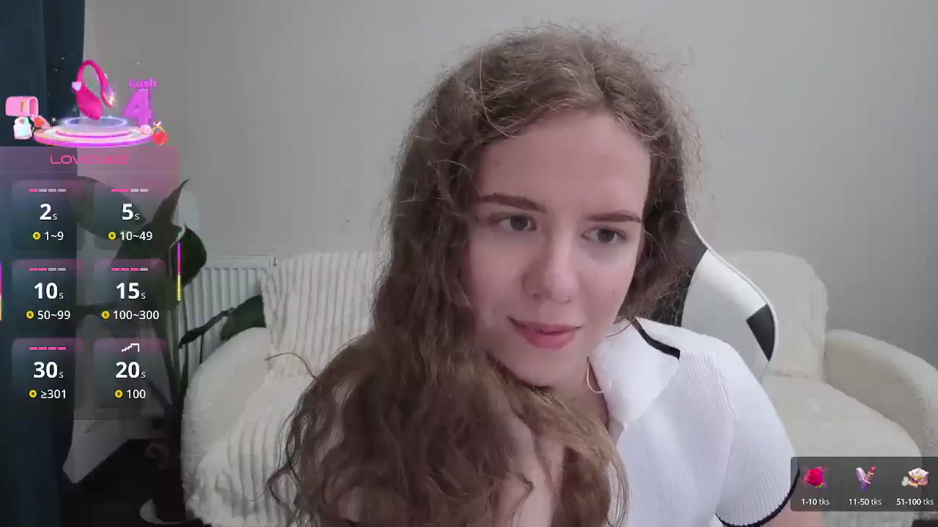 Gallery image thumbnail from BlueFlowerr's myfreecams stream on, 09/07/2025, 19:25 image 7 of 20