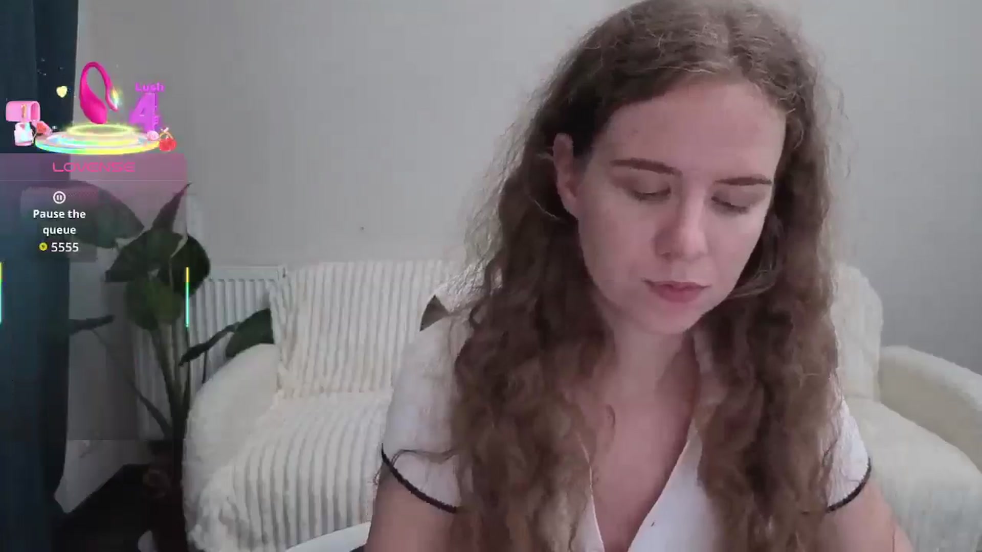 Gallery image thumbnail from BlueFlowerr's myfreecams stream on, 09/07/2025, 19:54 image 18 of 20