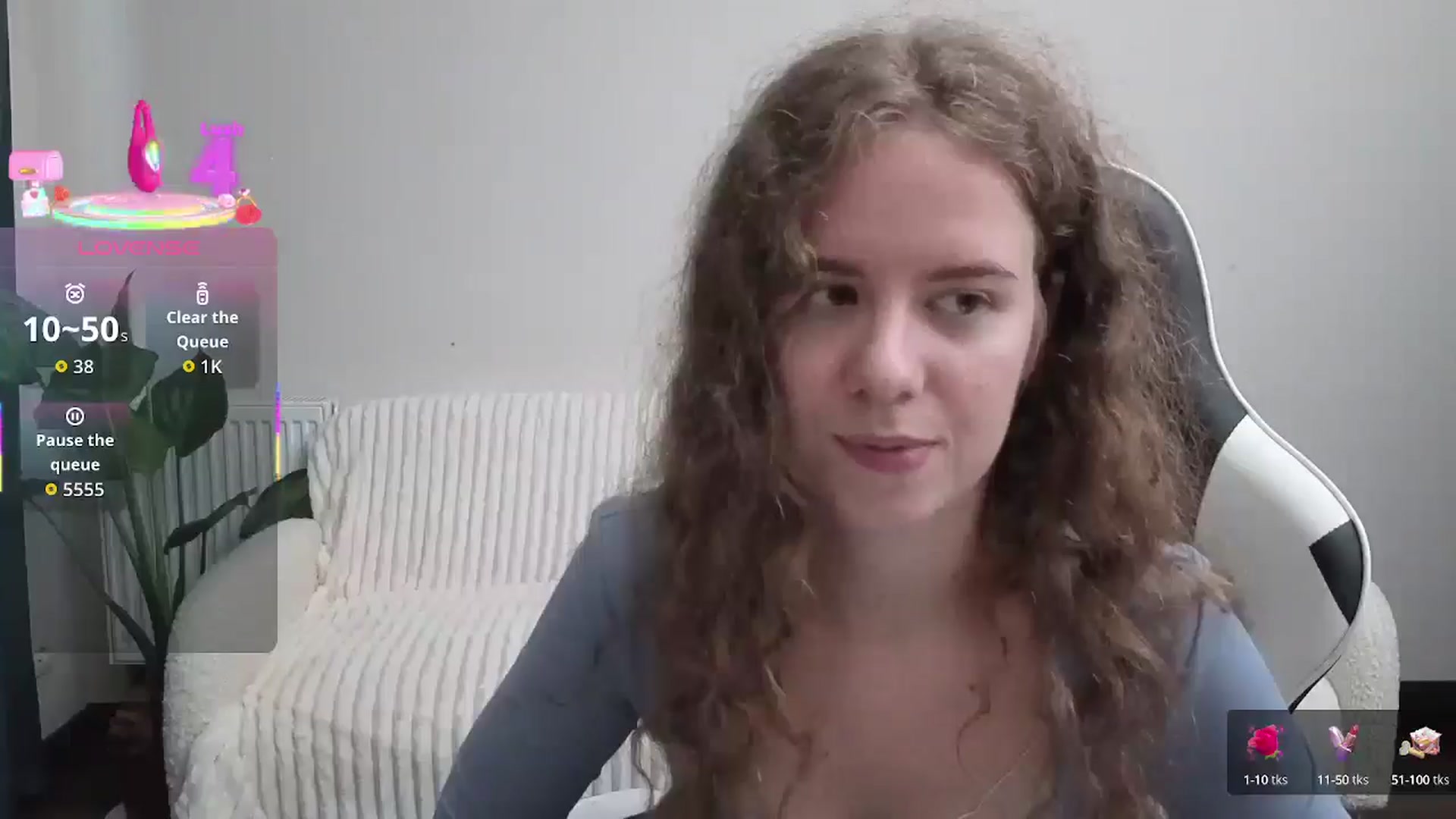 Gallery image thumbnail from BlueFlowerr's myfreecams stream on, 09/09/2025, 16:05 image 18 of 20