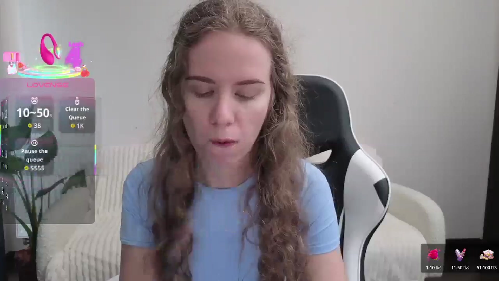 Gallery image thumbnail from BlueFlowerr's myfreecams stream on, 09/10/2025, 15:44 image 2 of 20