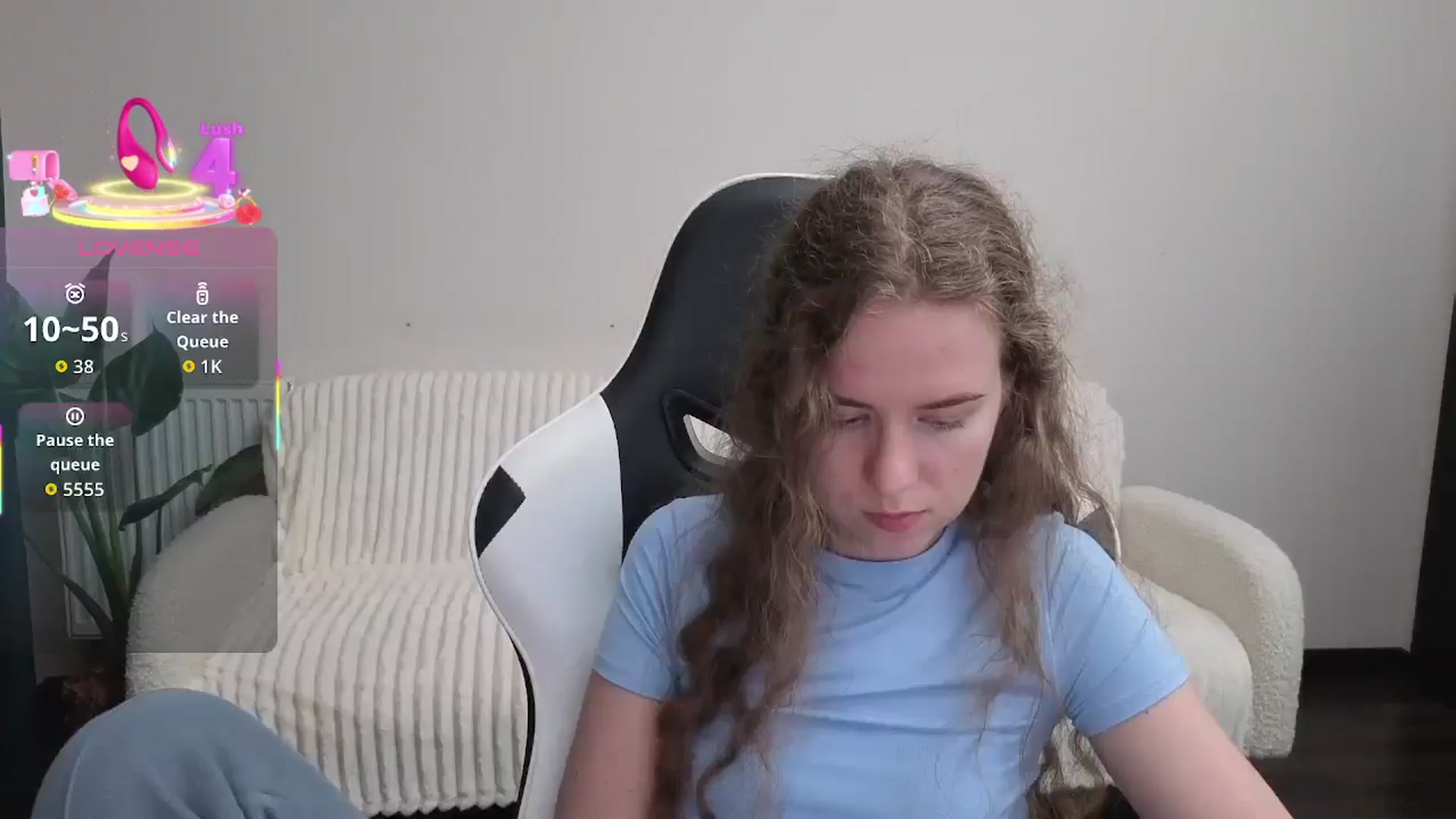 Gallery image thumbnail from BlueFlowerr's myfreecams stream on, 09/10/2025, 21:30 image 13 of 20