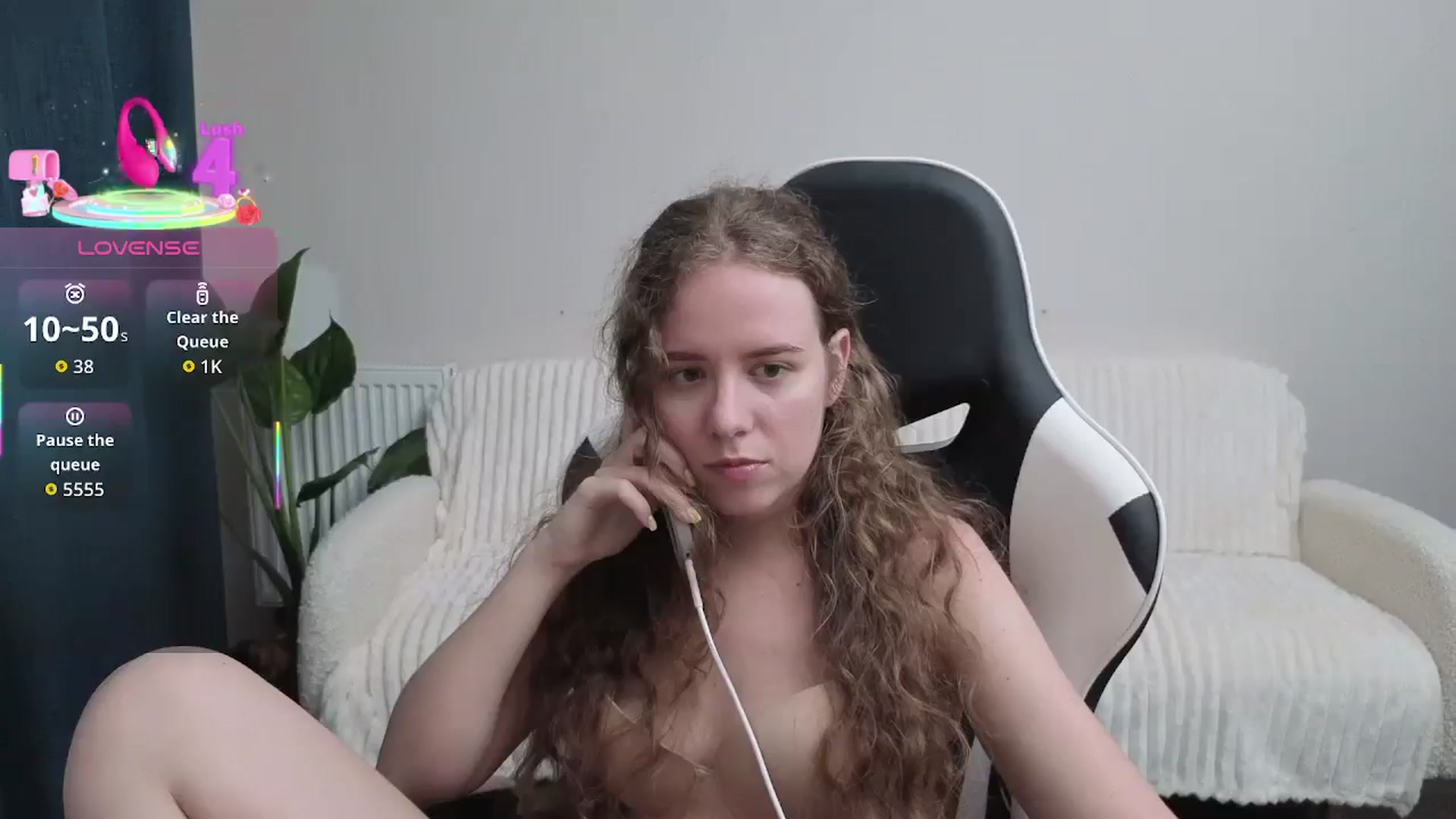 Gallery image thumbnail from BlueFlowerr's myfreecams stream on, 09/11/2025, 20:06 image 14 of 20