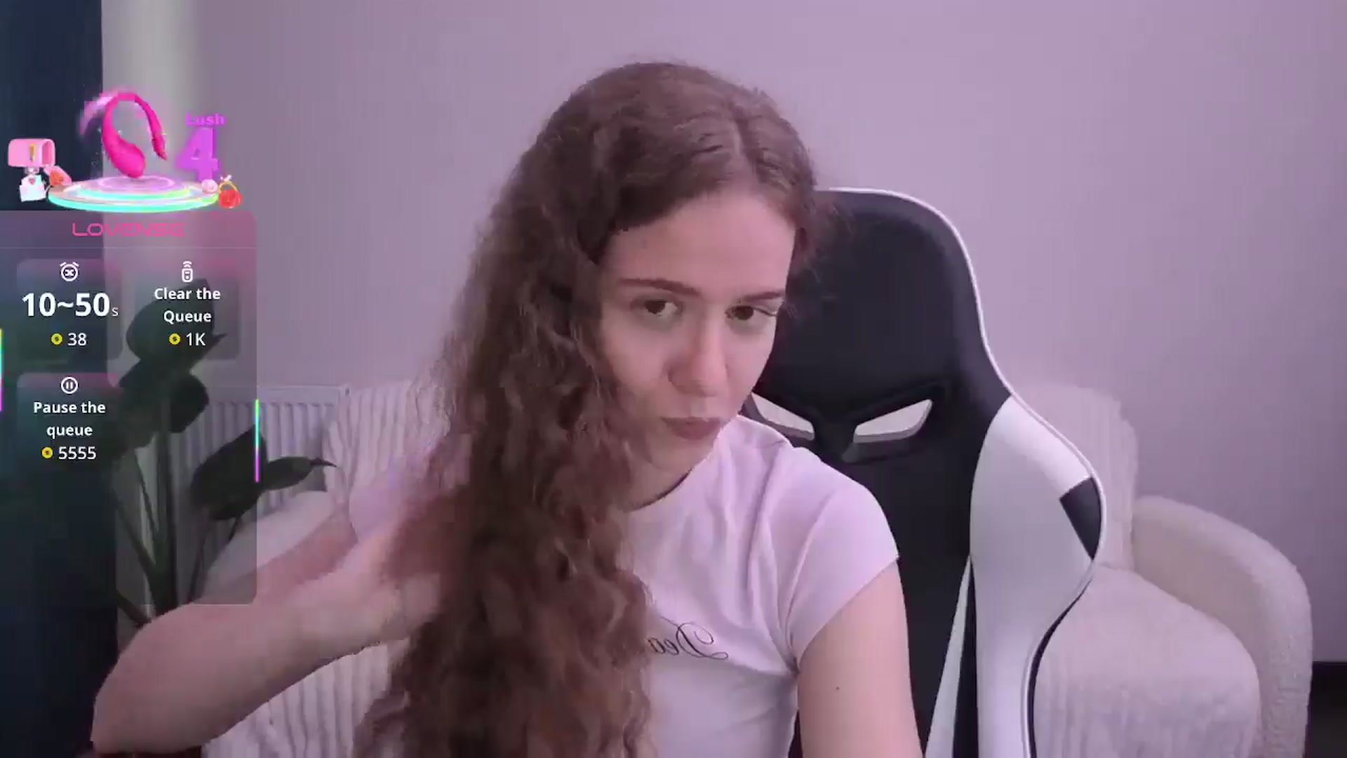 Gallery image thumbnail from BlueFlowerr's myfreecams stream on, 09/13/2025, 14:56 image 18 of 20