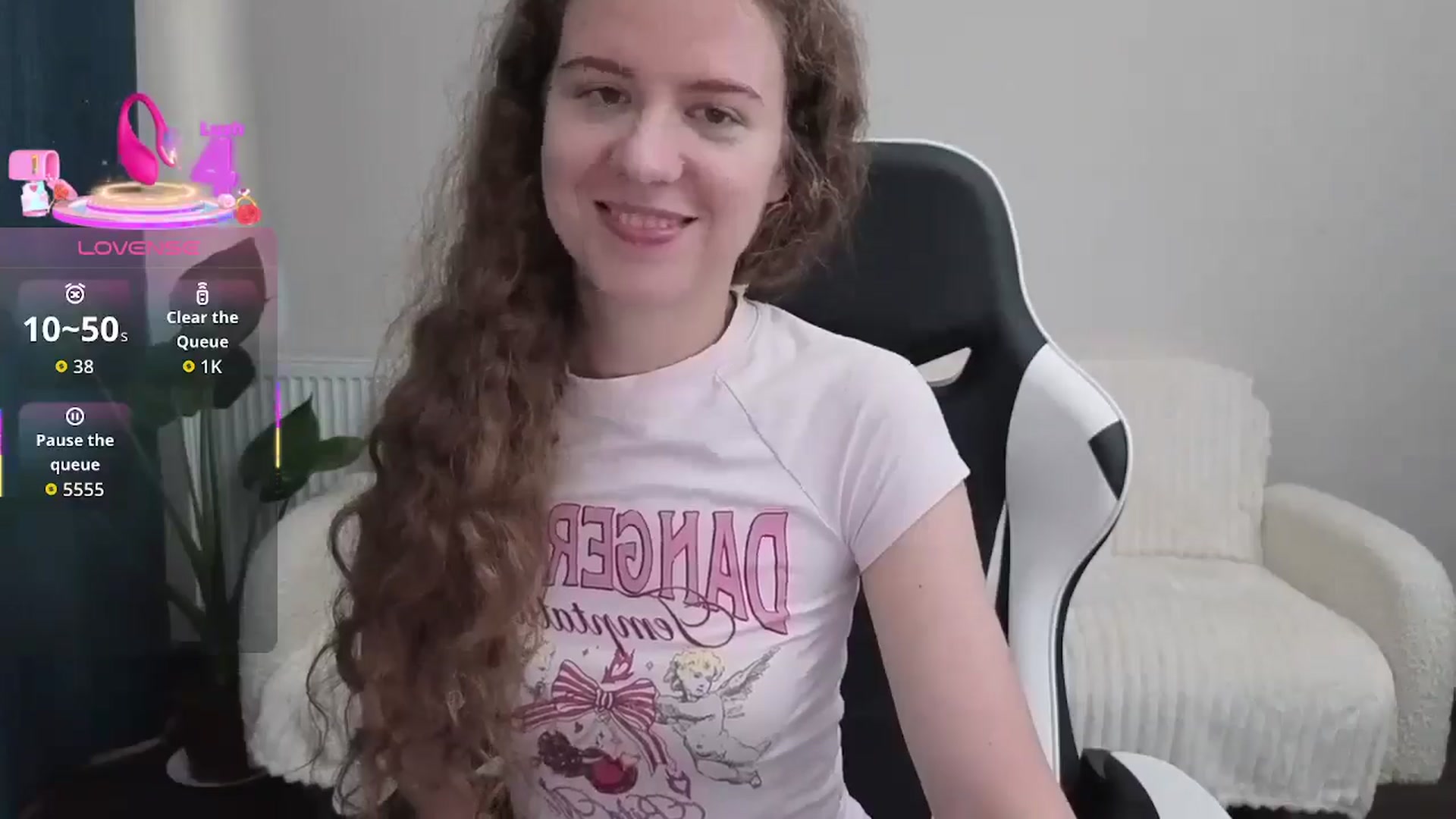 Gallery image thumbnail from BlueFlowerr's myfreecams stream on, 09/14/2025, 15:53 image 5 of 20