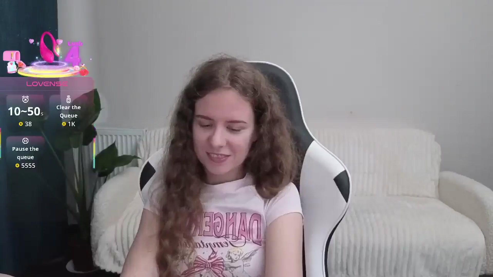 Gallery image thumbnail from BlueFlowerr's myfreecams stream on, 09/14/2025, 15:53 image 17 of 20