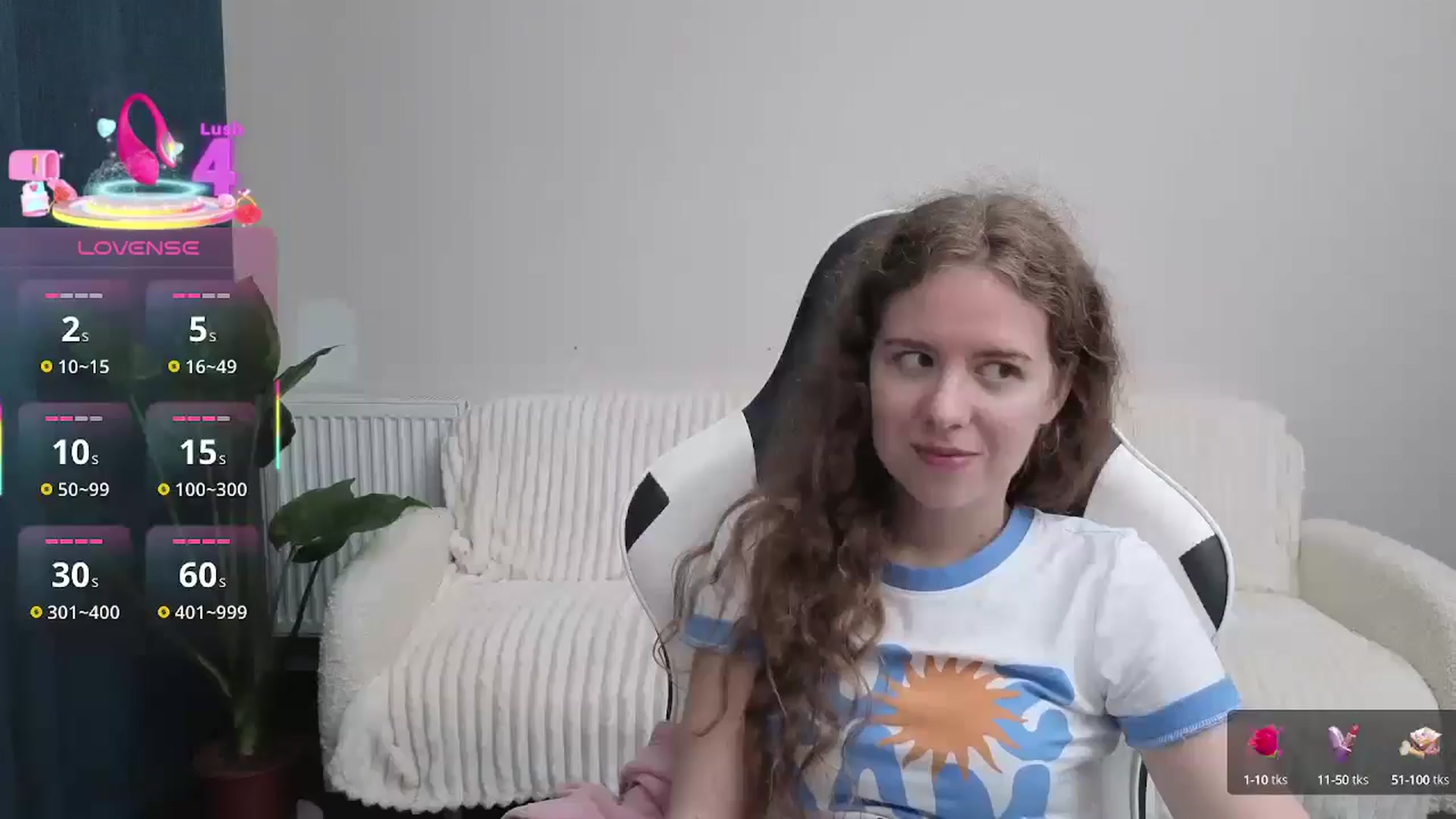 Gallery image thumbnail from BlueFlowerr's myfreecams stream on, 09/17/2025, 17:39 image 1 of 20